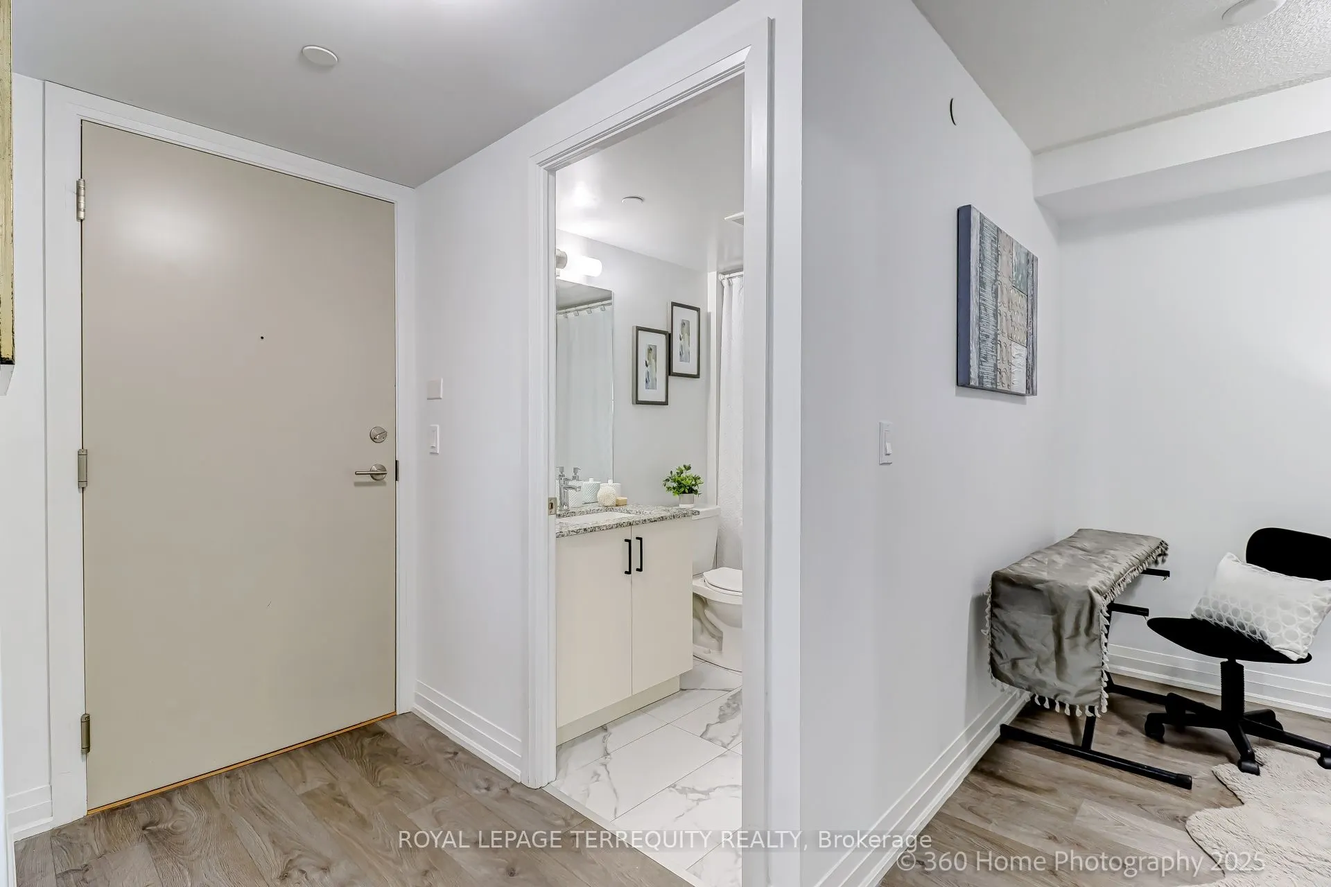 20 Meadowglen Place, #326