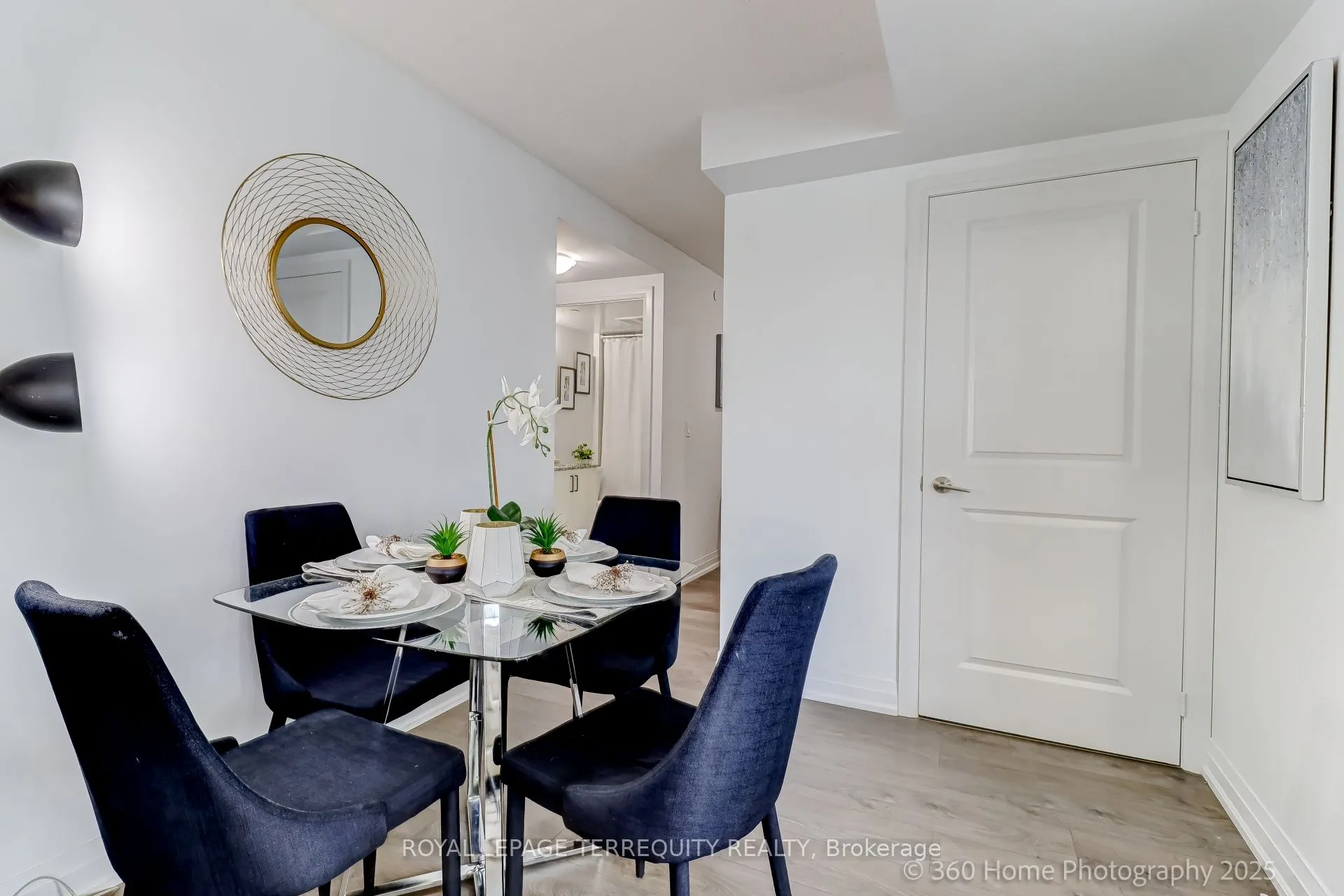 20 Meadowglen Place, #326