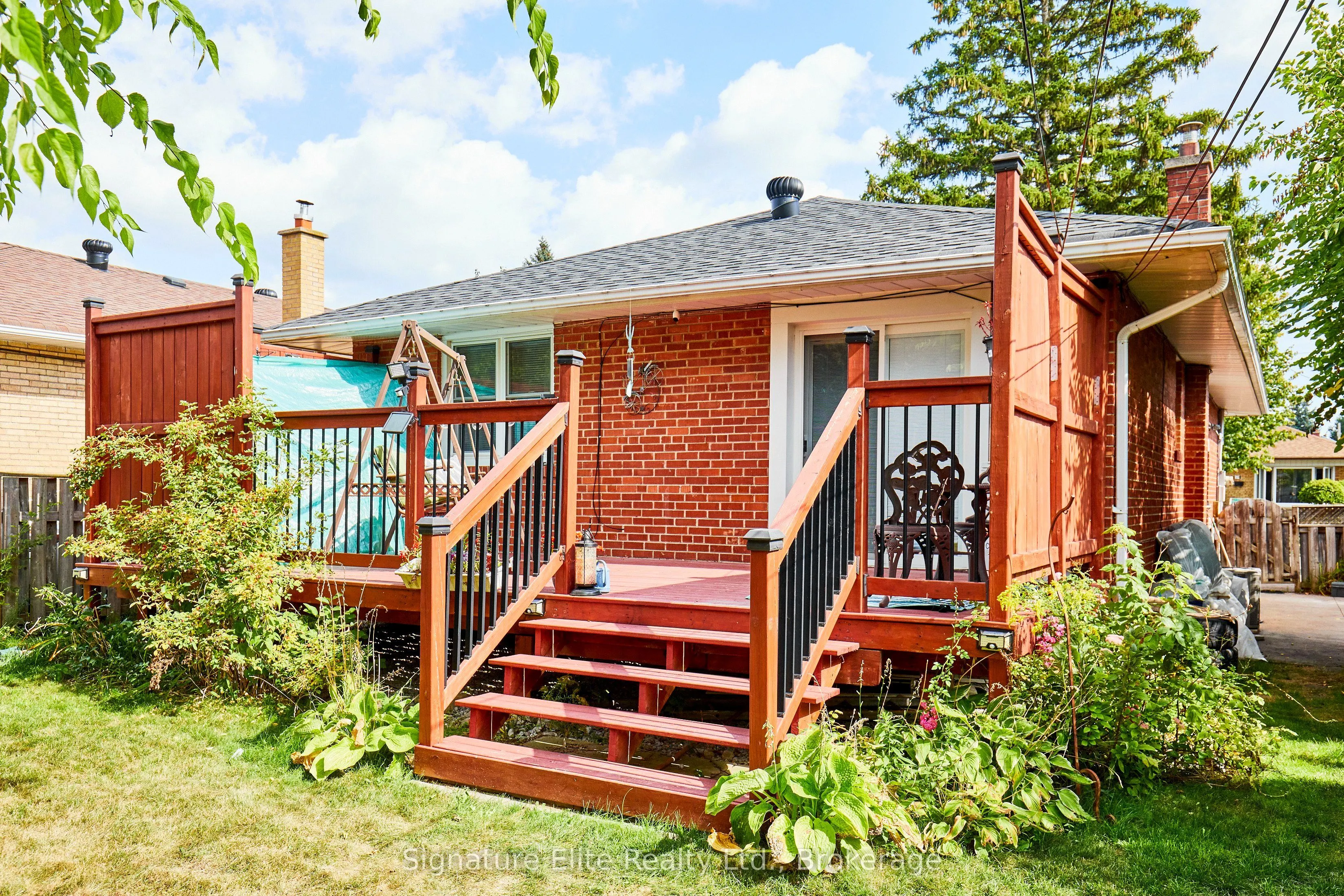 58 Kootenay Crescent