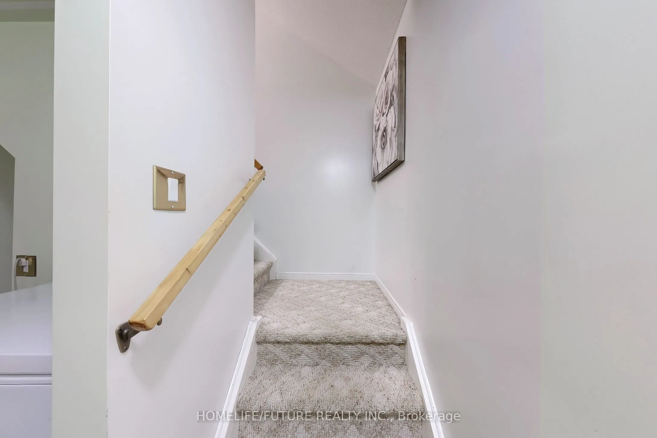 1595 Deerhurst Court