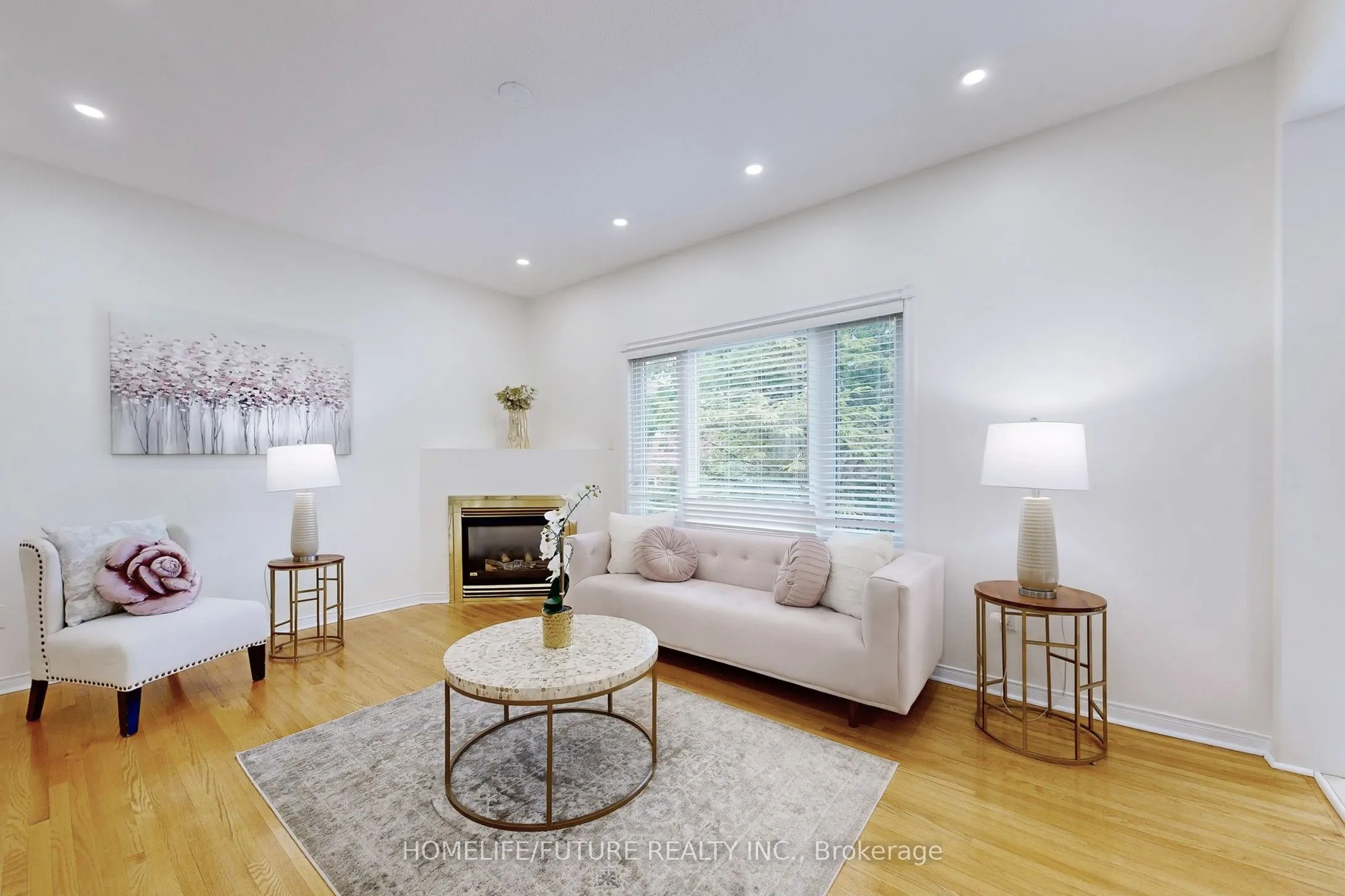 1595 Deerhurst Court