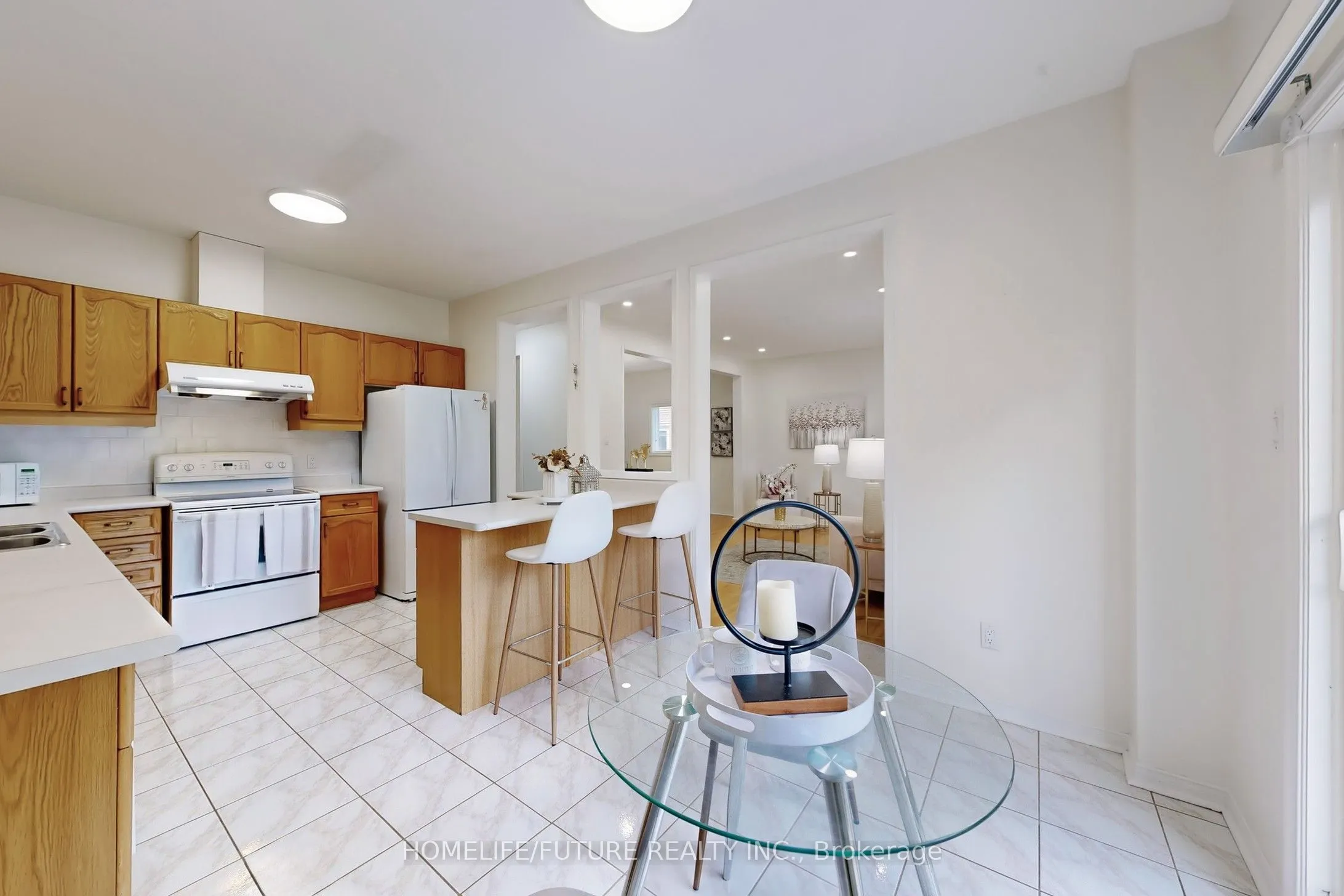 1595 Deerhurst Court