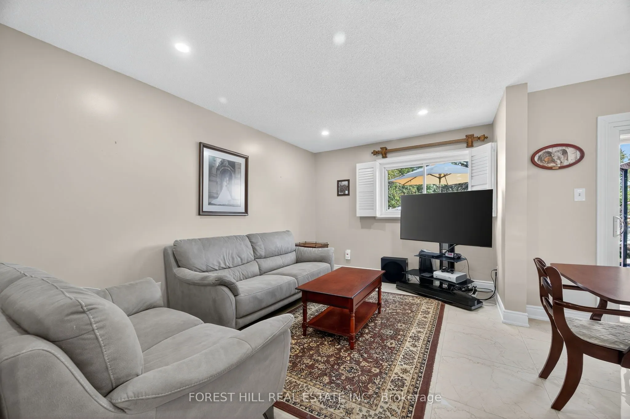 3 Bowers Court