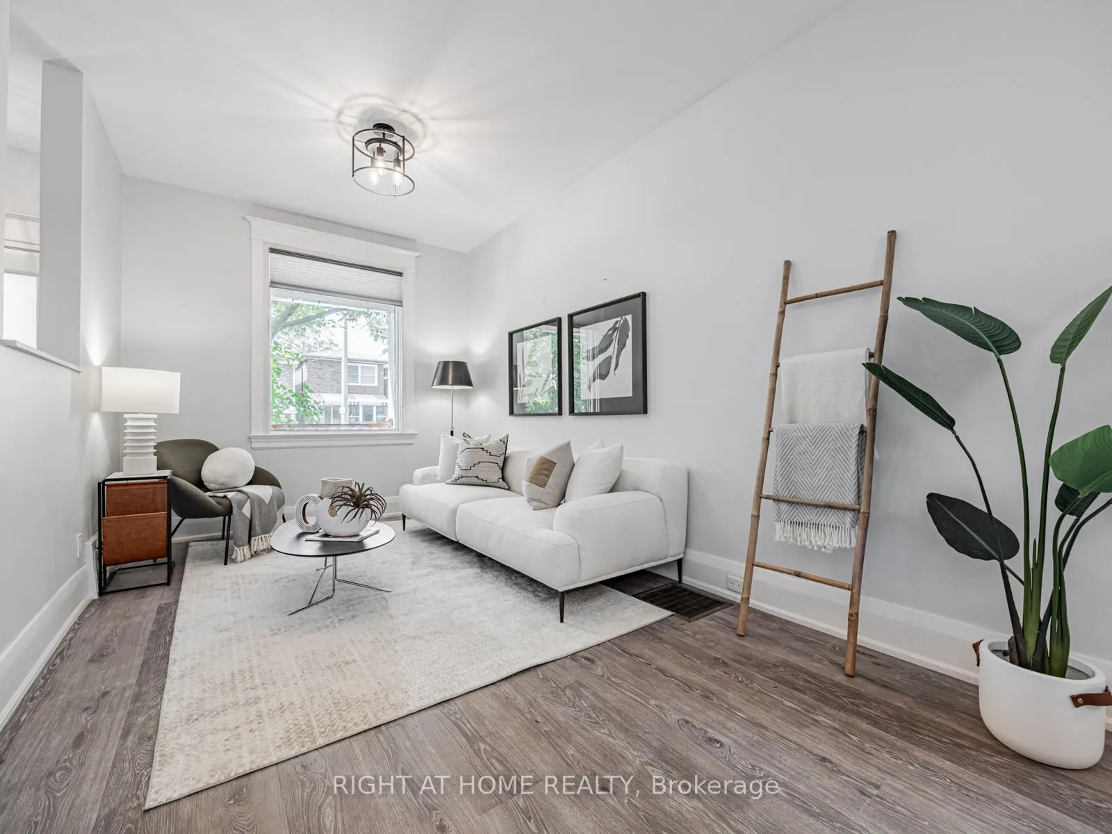 33 Wiley Avenue