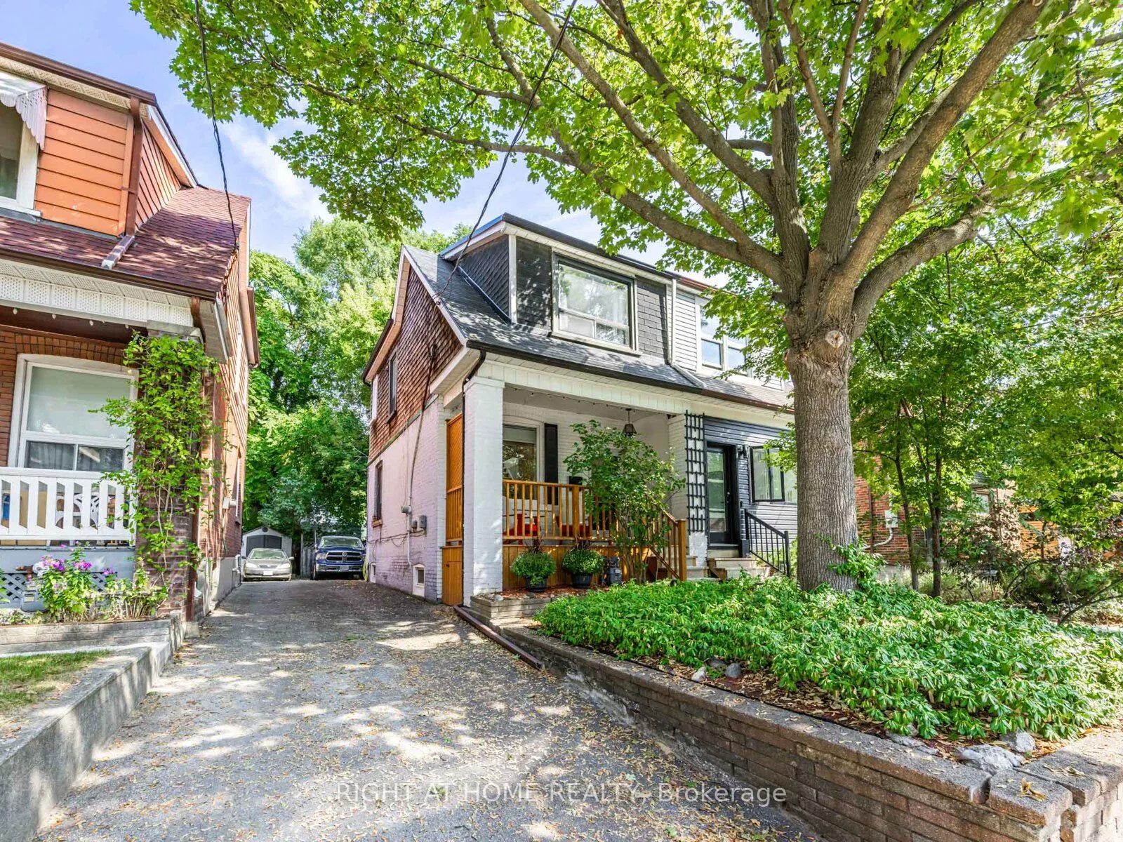 33 Wiley Avenue