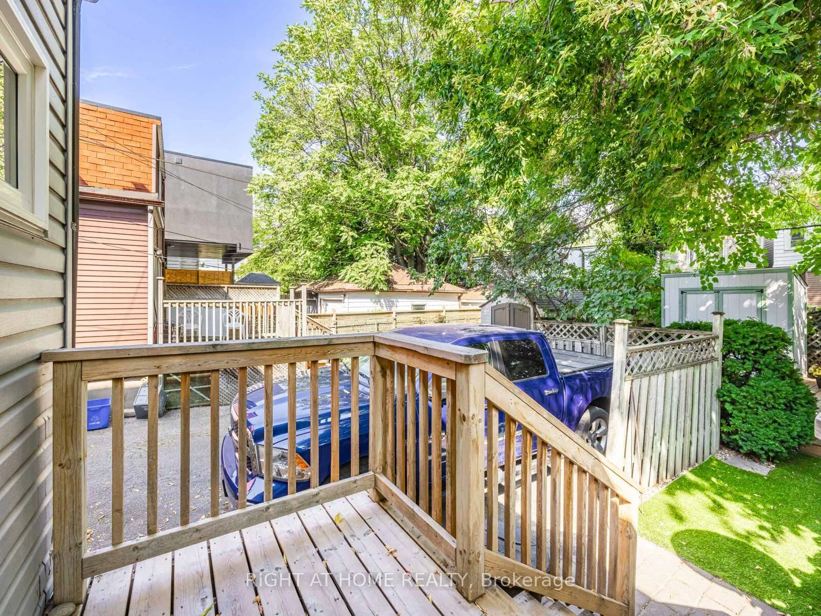33 Wiley Avenue