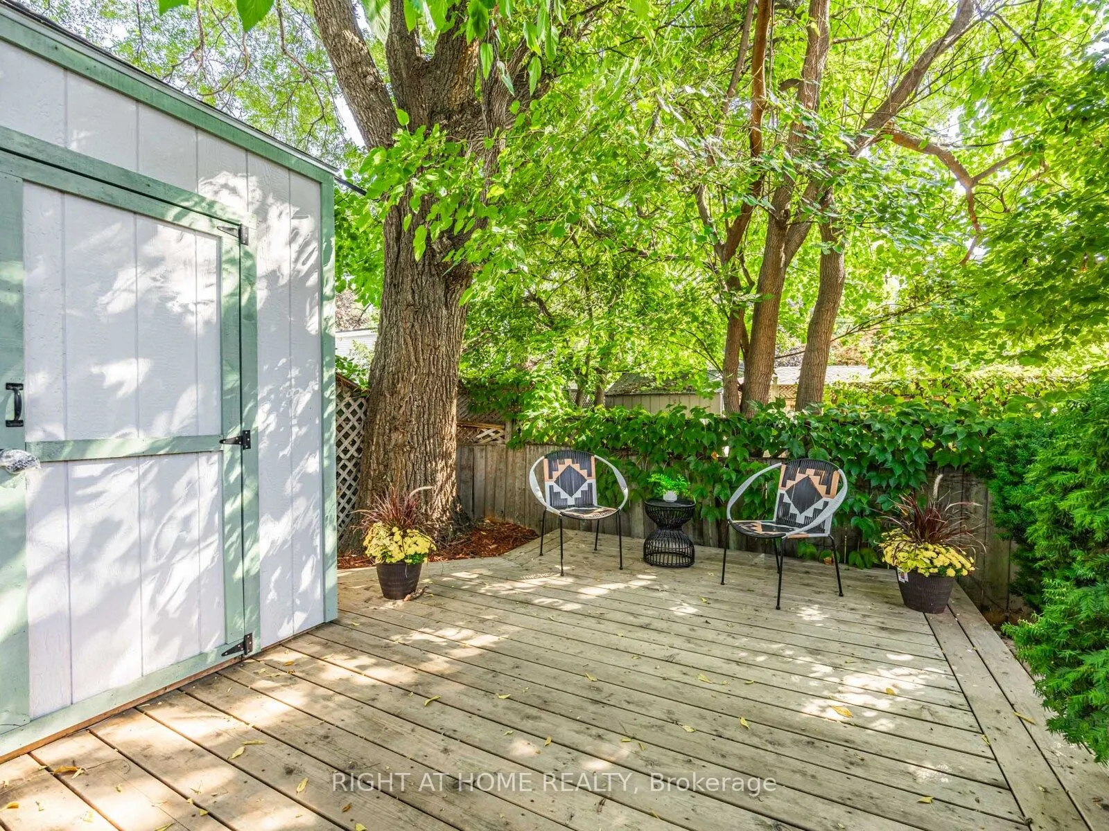 33 Wiley Avenue