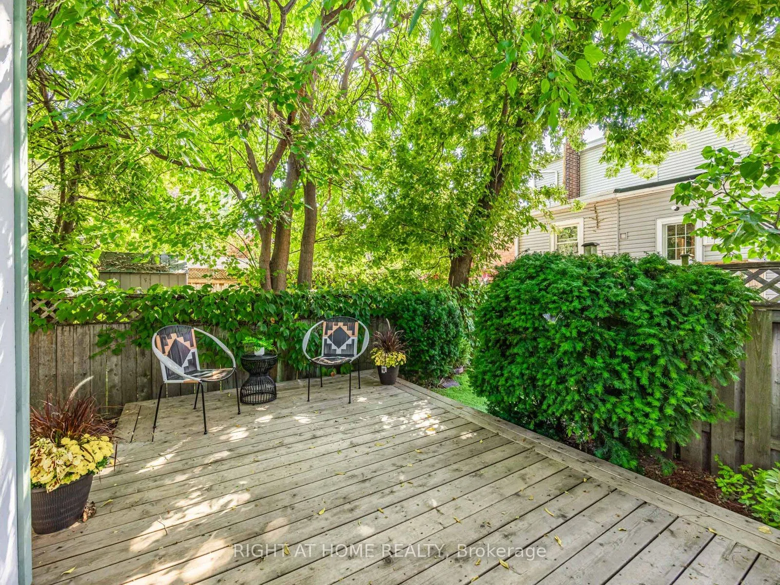33 Wiley Avenue