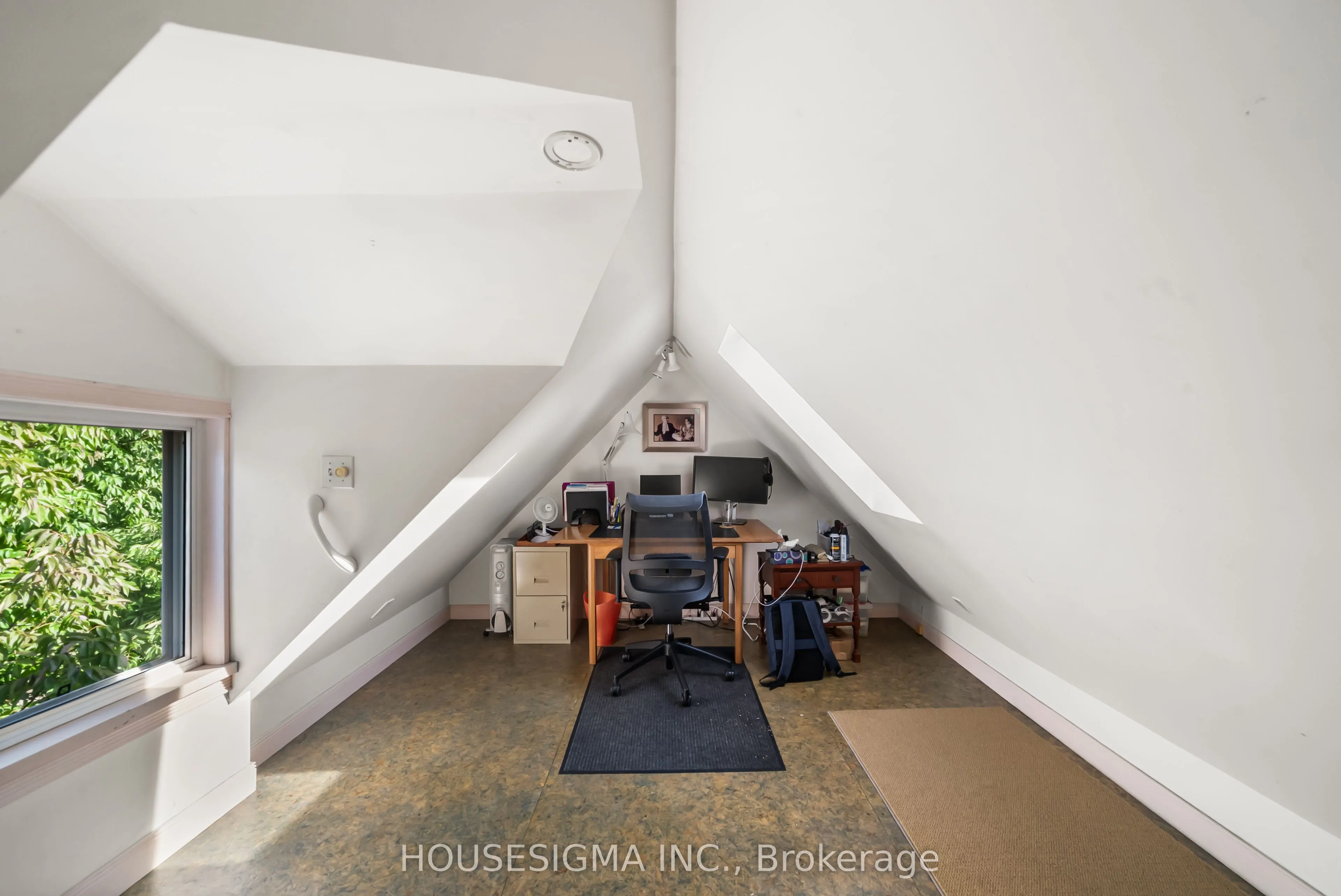 172 Ashdale Avenue