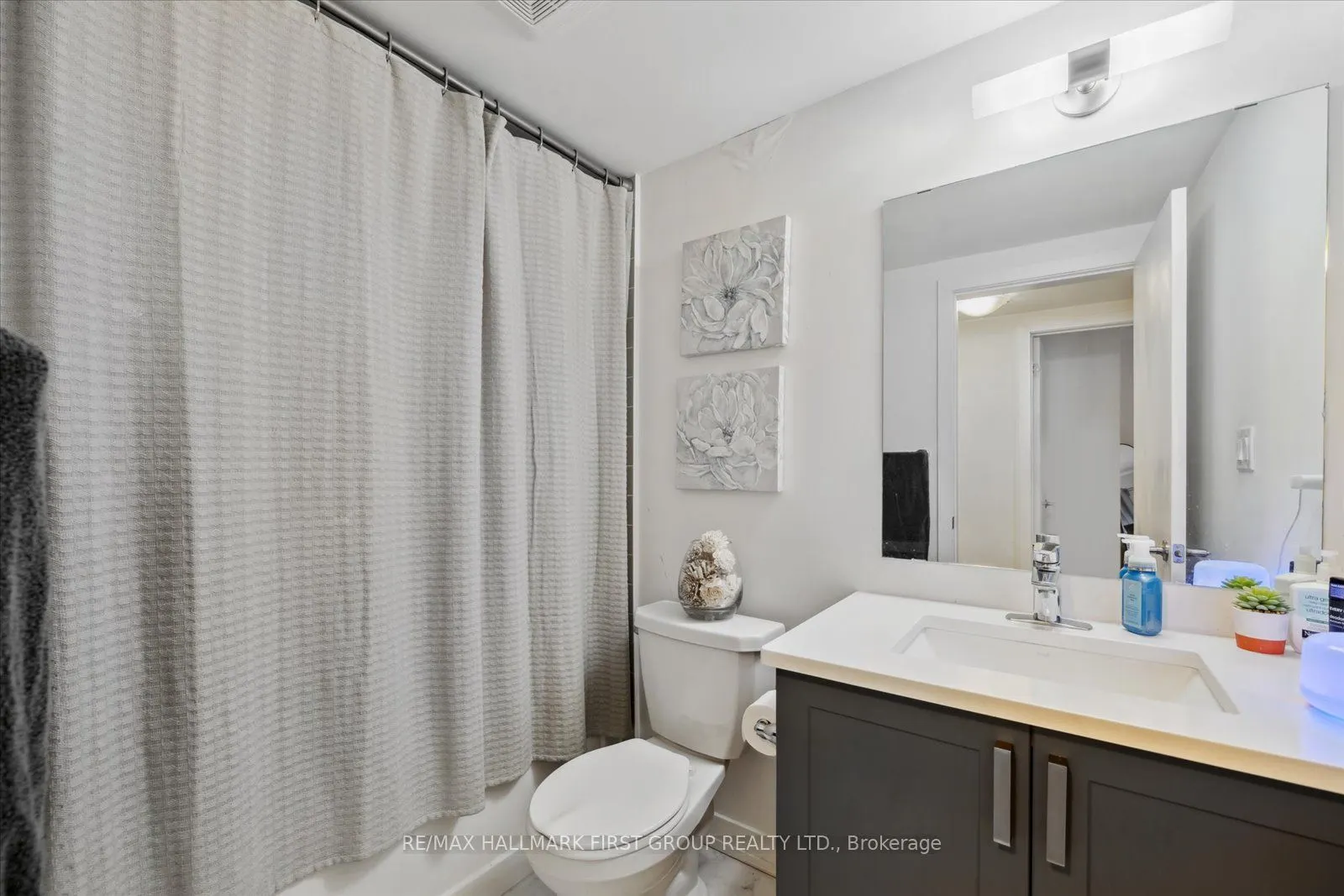 1555 Kingston Road, #405
