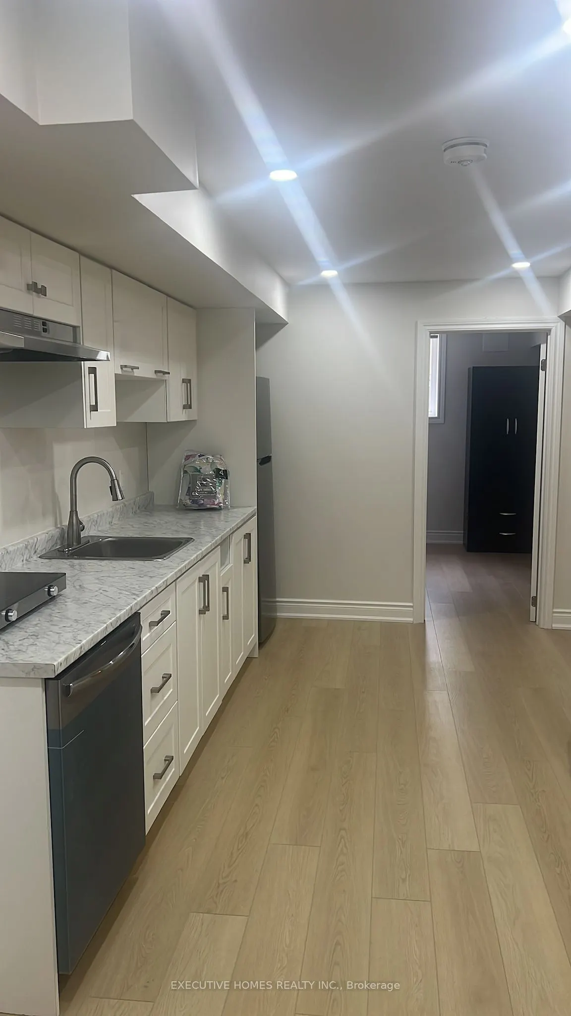 33 James Govan Drive