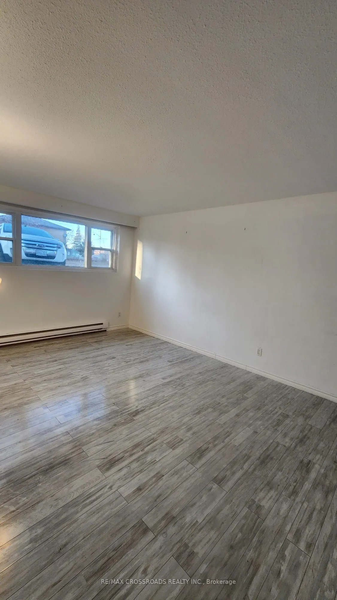 295 Dwight Avenue E, #Lower