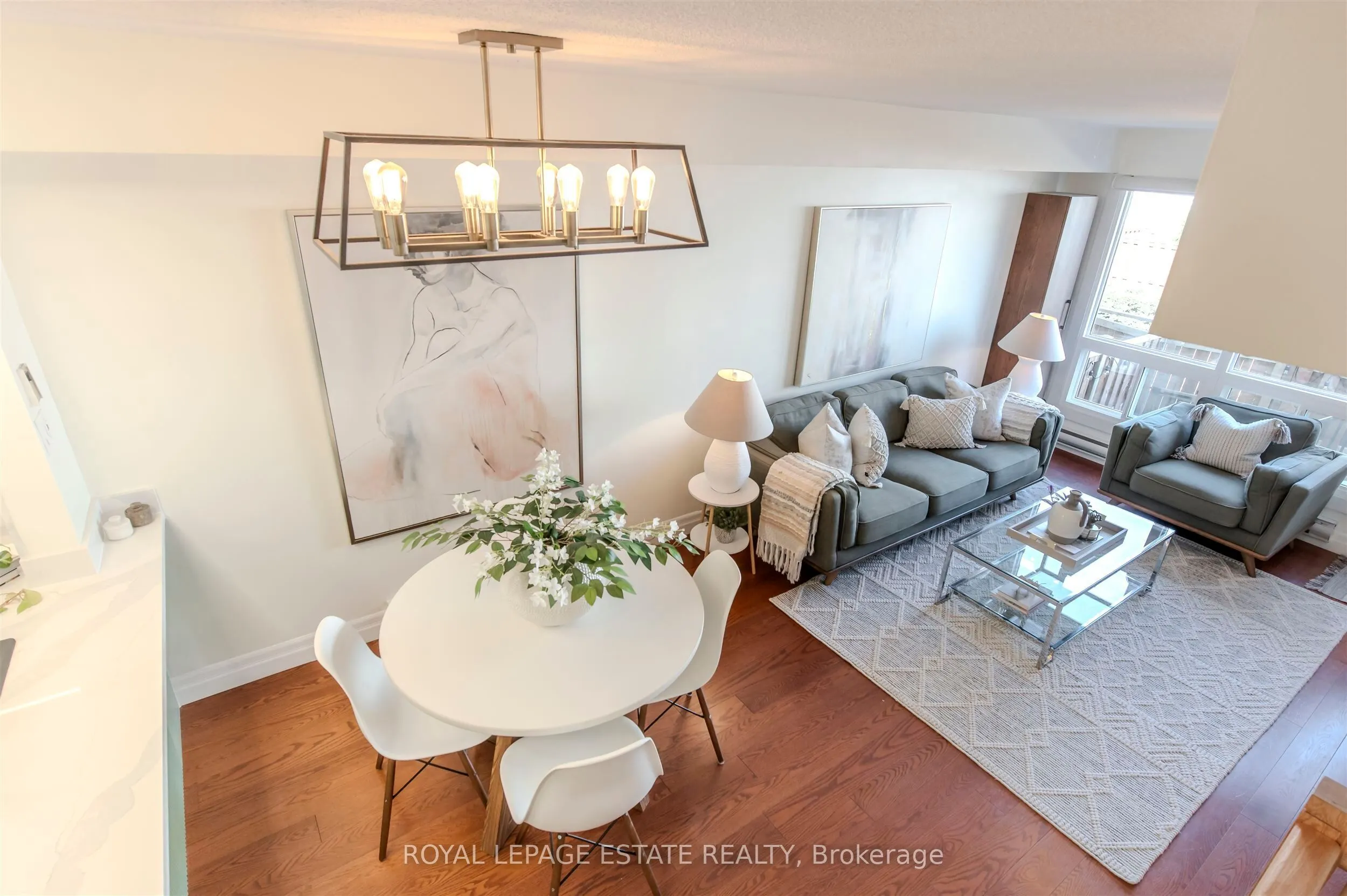 1209 Queen Street E, #32