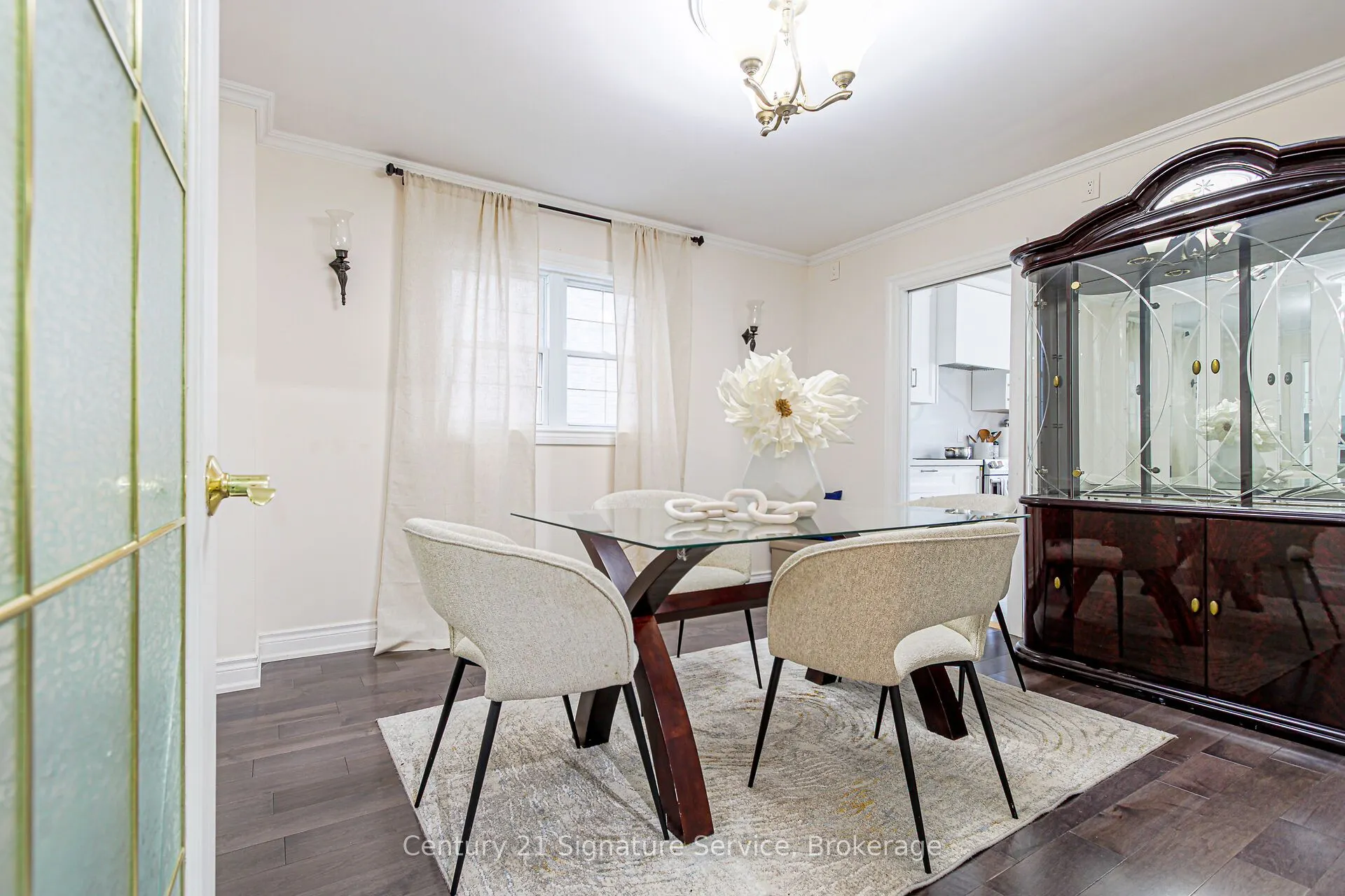 81 Linton Avenue