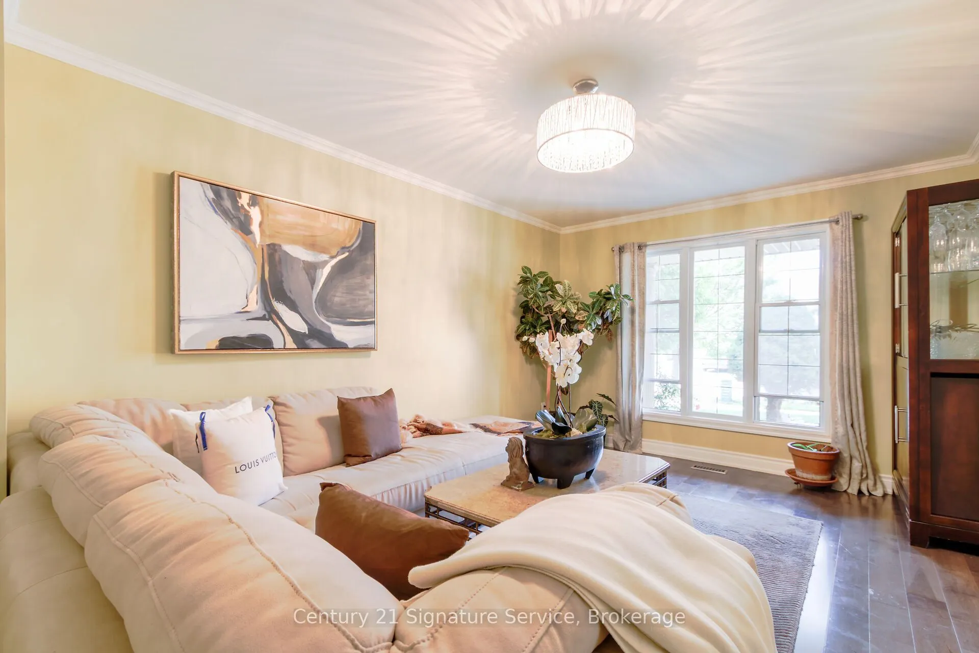 81 Linton Avenue
