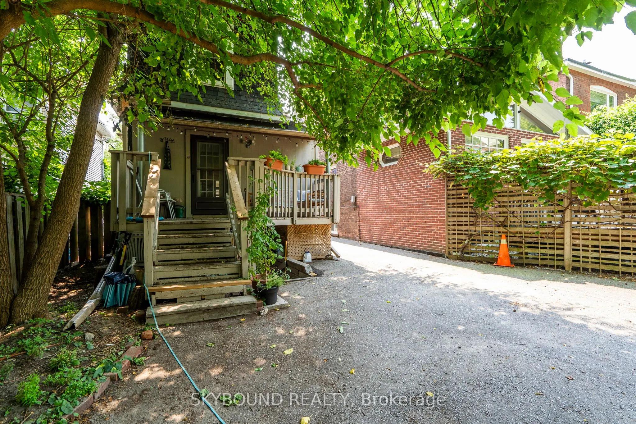 76 Eastwood Road
