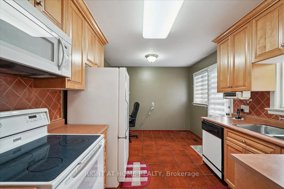 1 Sealstone Terrace