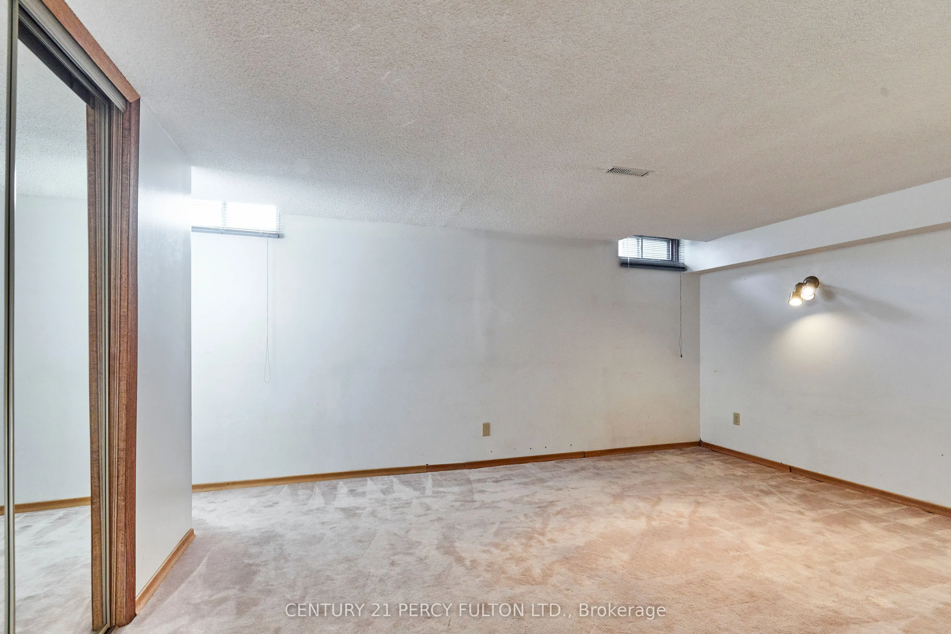 48 Nabob Crescent