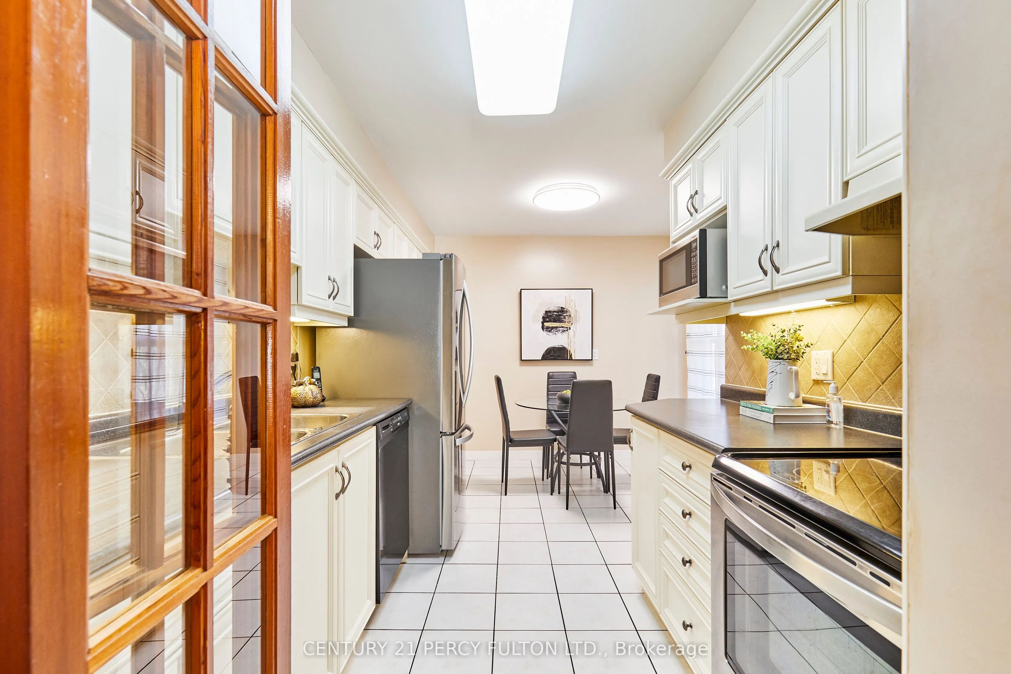 48 Nabob Crescent
