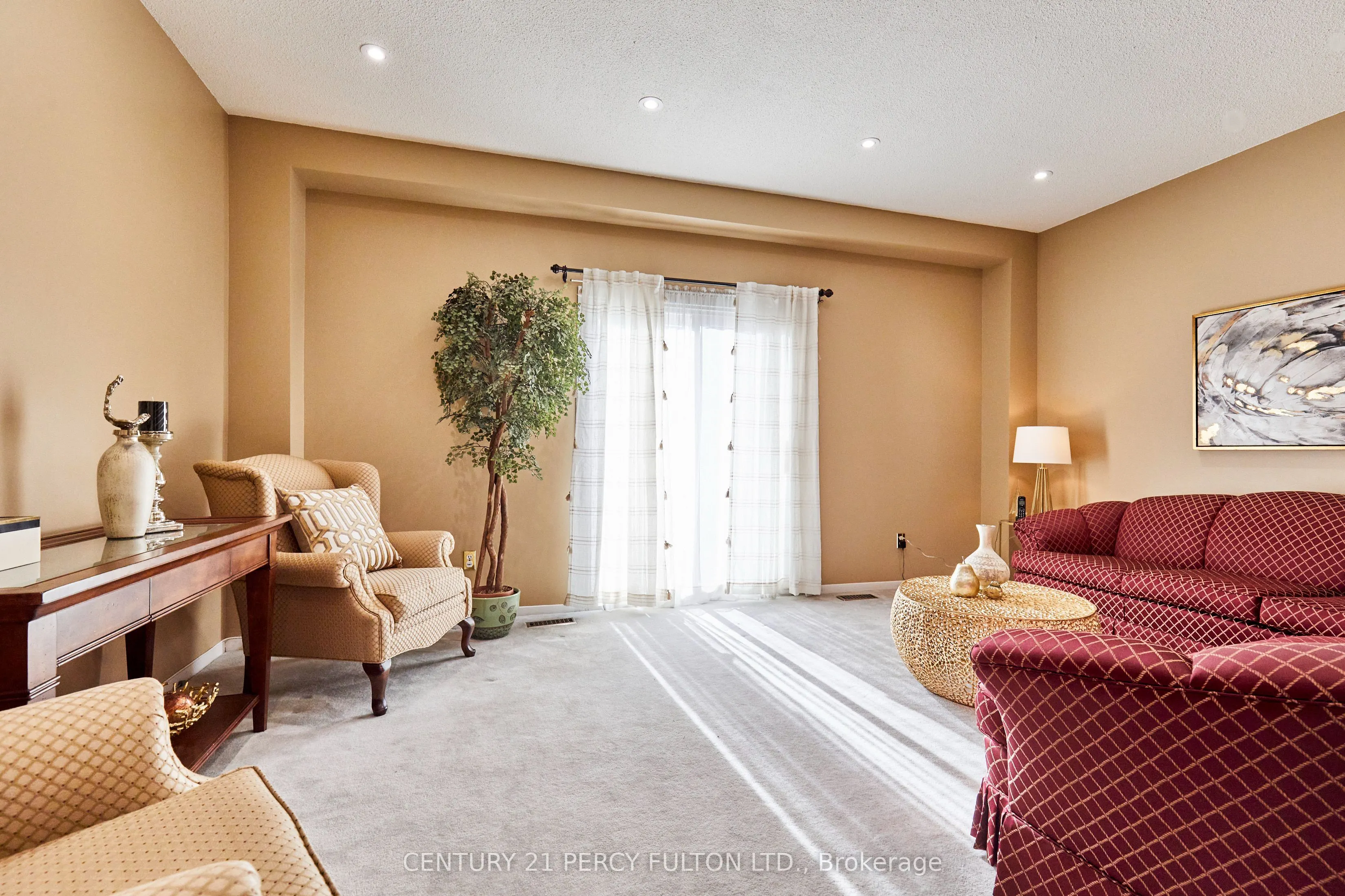 48 Nabob Crescent