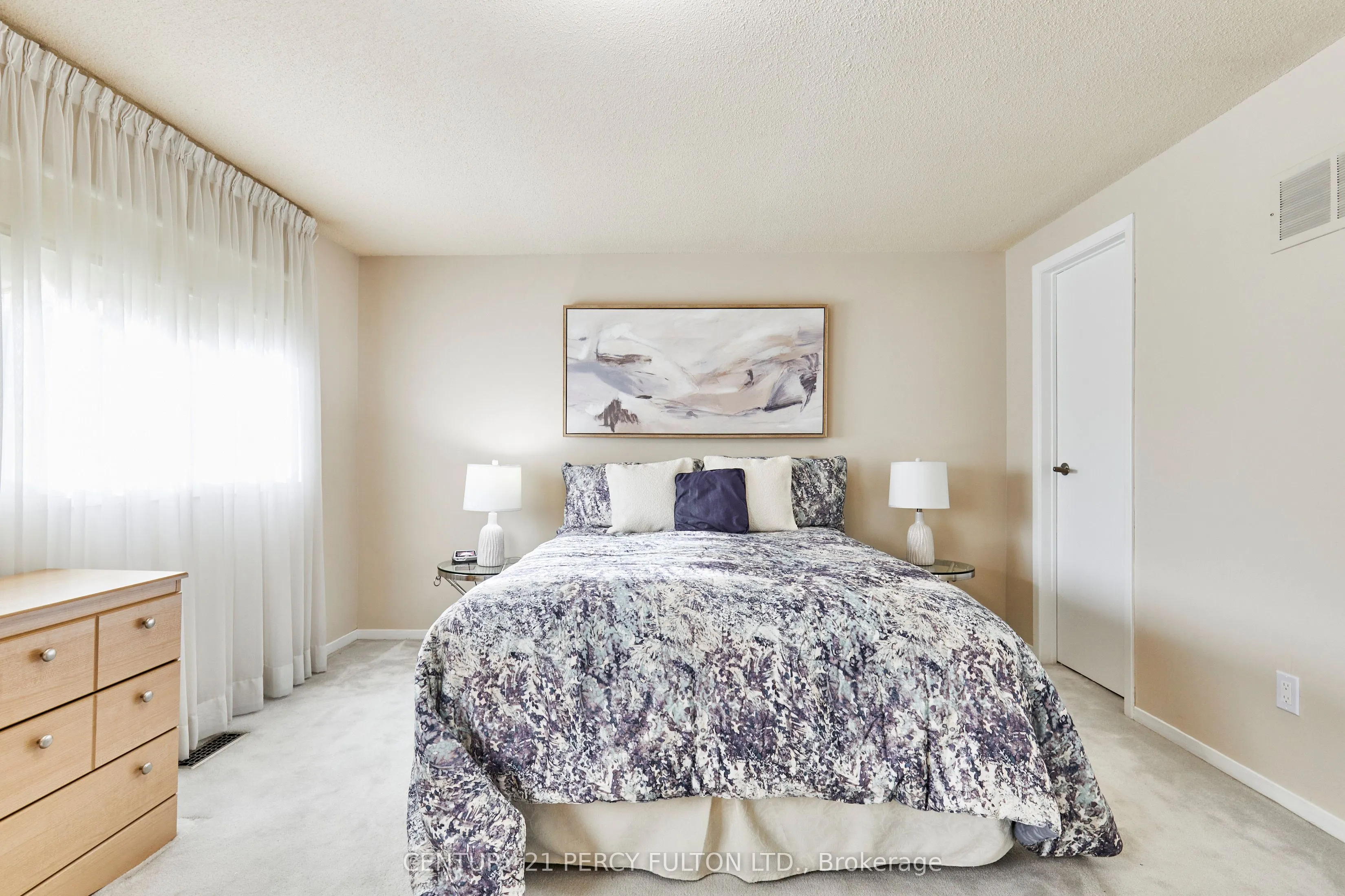 48 Nabob Crescent
