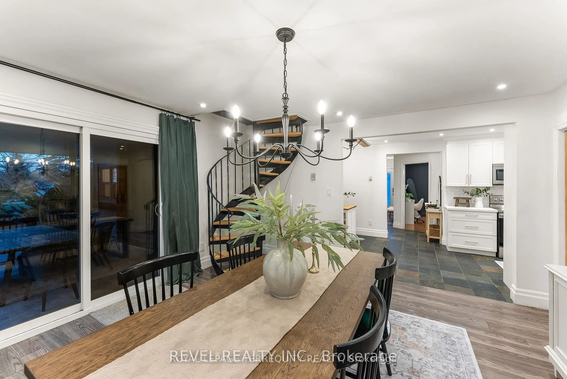 2352 Concession Rd 8