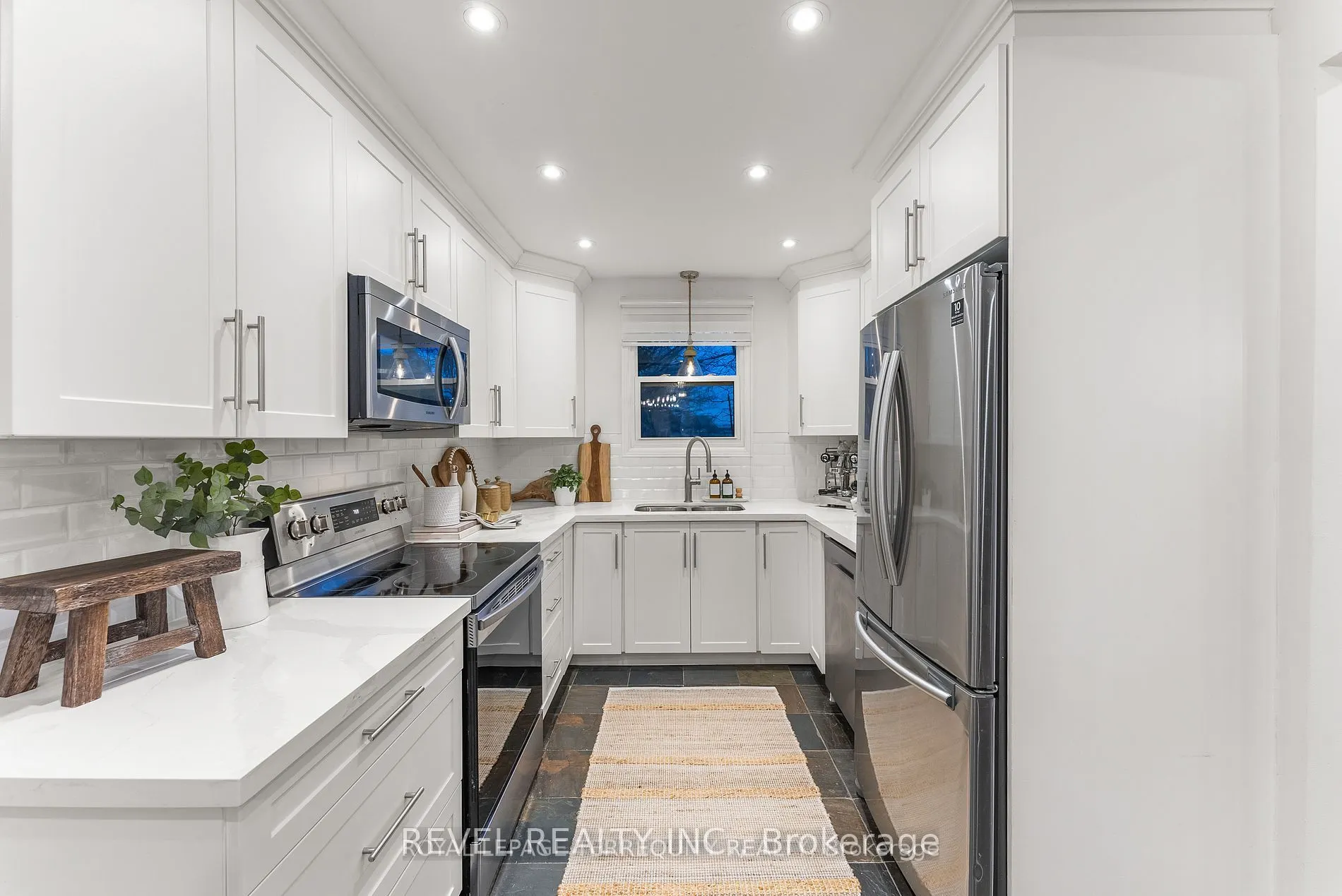 2352 Concession Rd 8