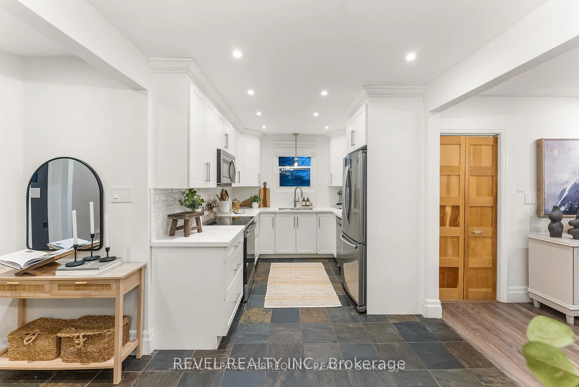 2352 Concession Rd 8