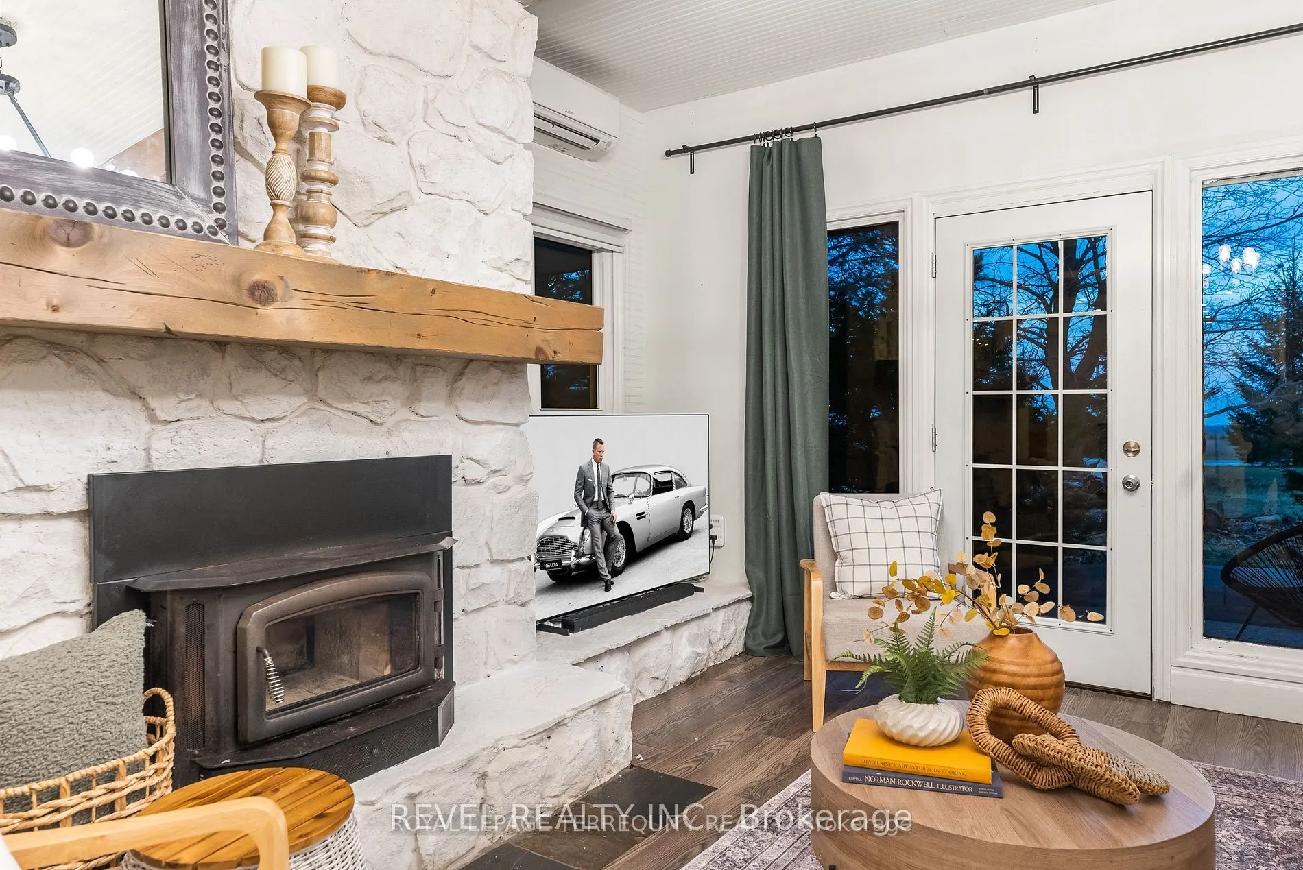 2352 Concession Rd 8