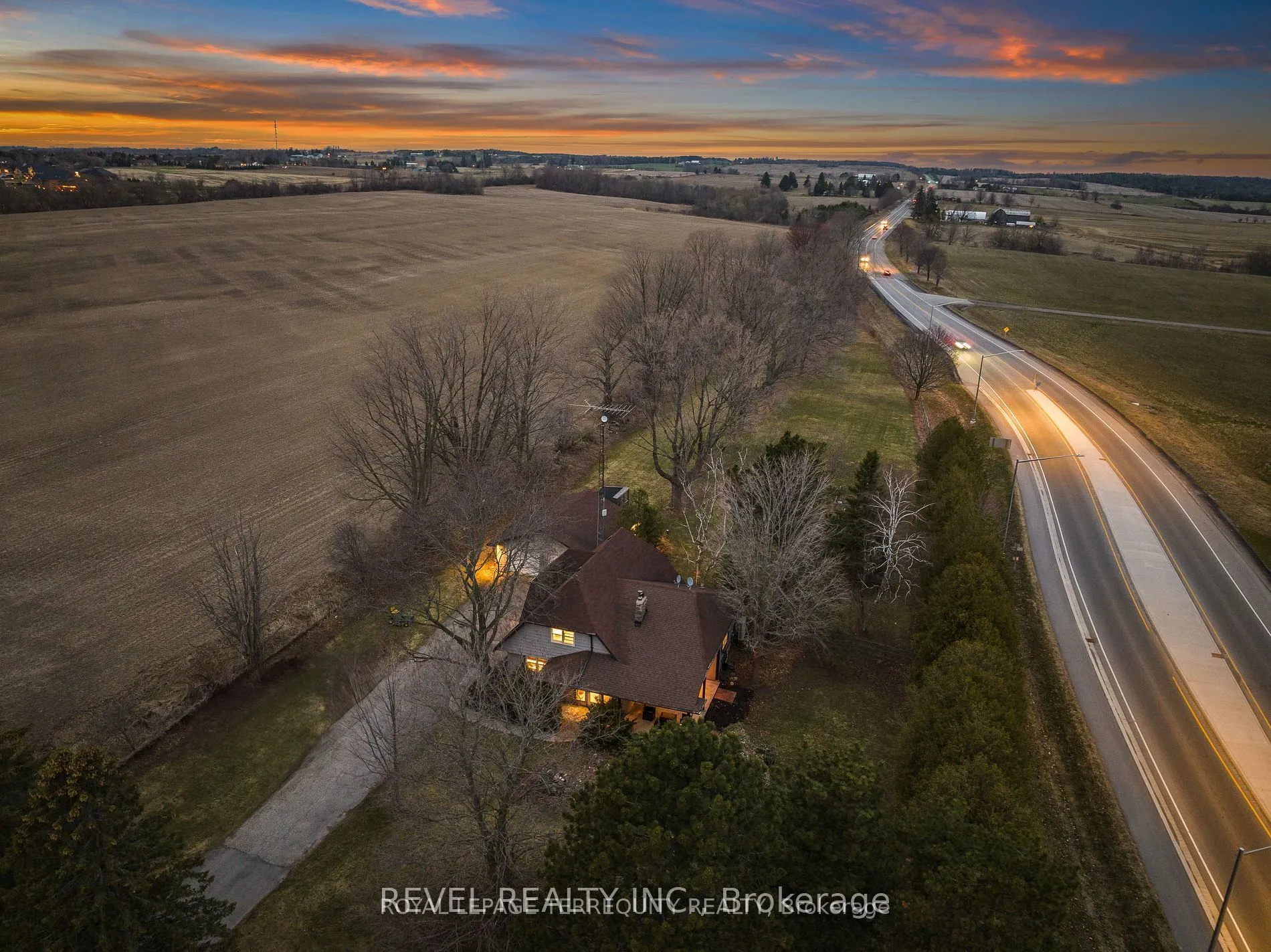 2352 Concession Rd 8