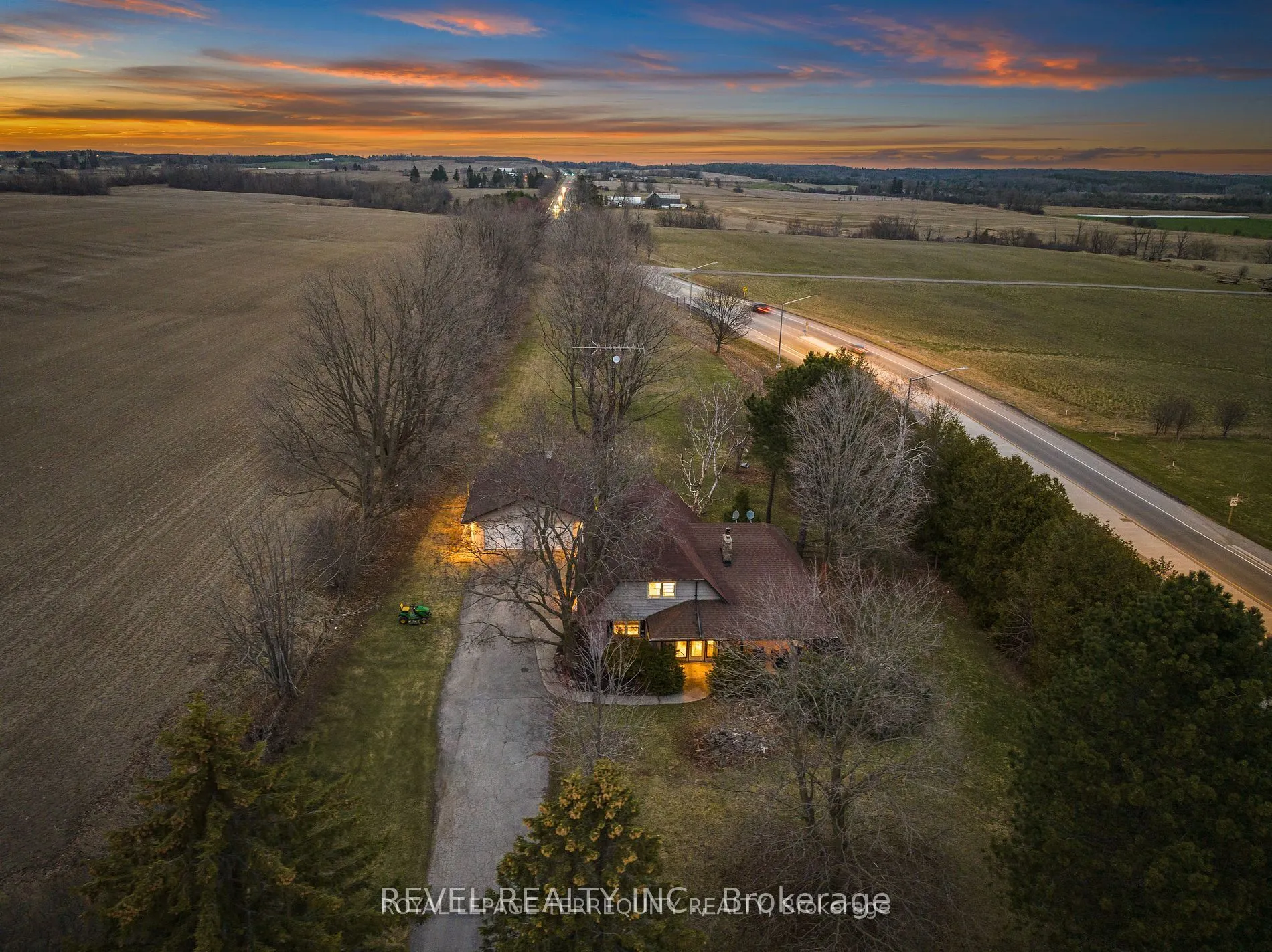 2352 Concession Rd 8