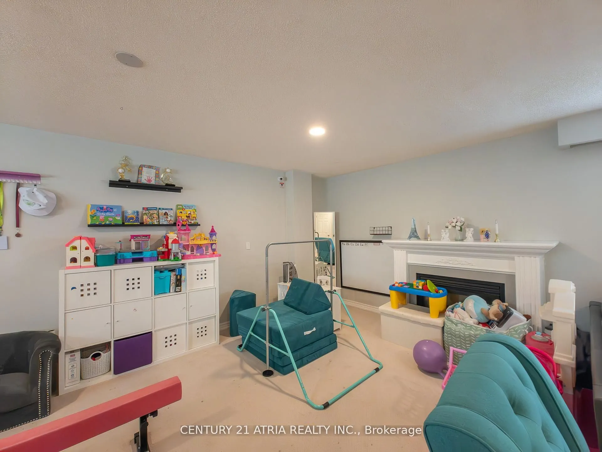 76 Livingston Road
