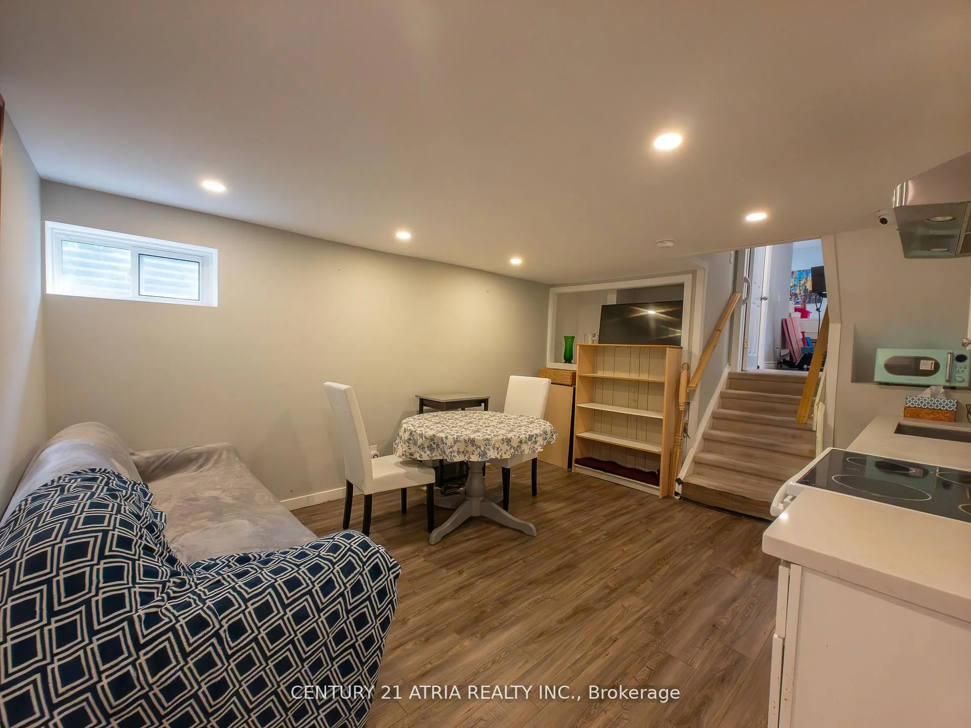 76 Livingston Road