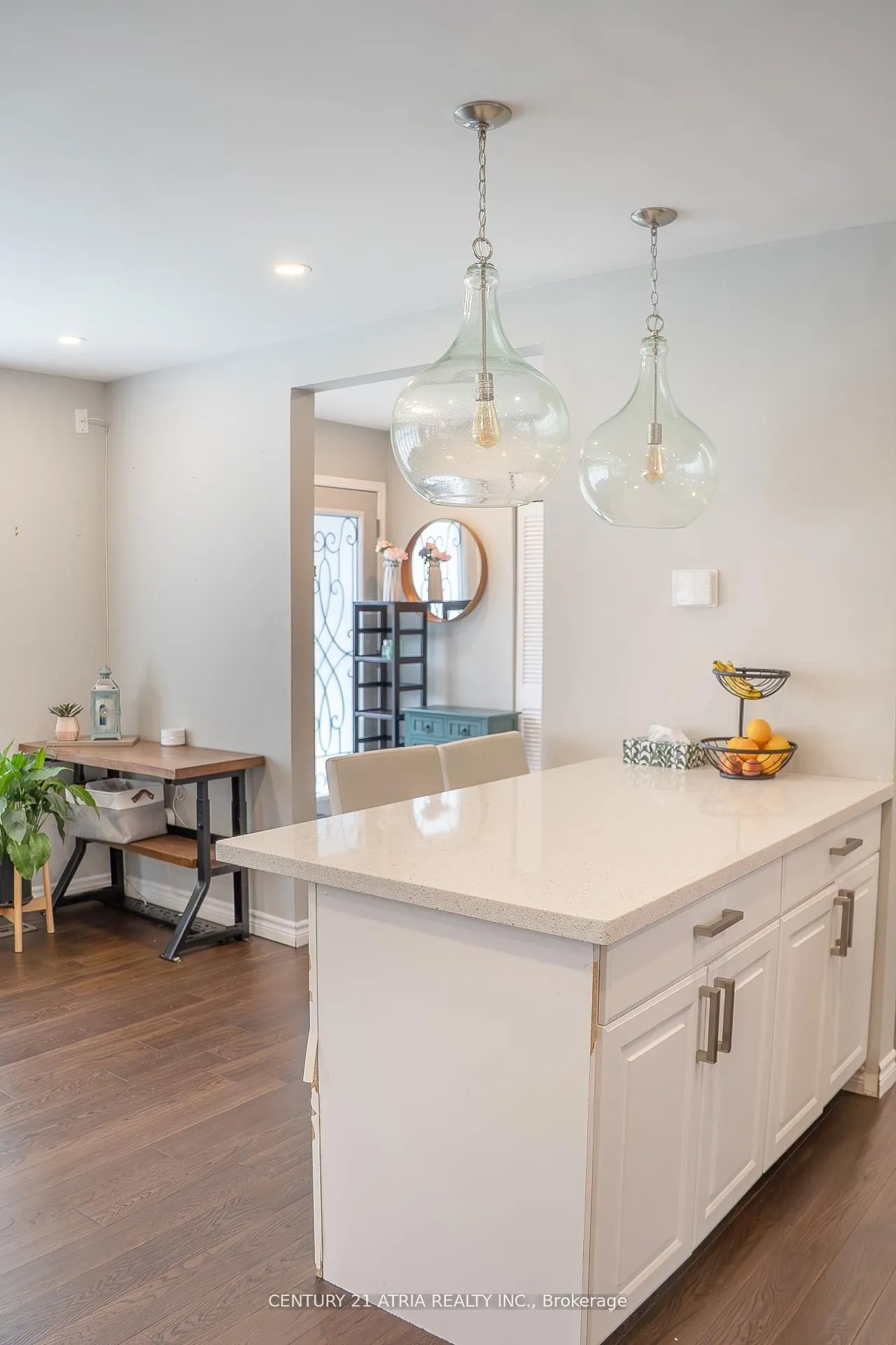 76 Livingston Road