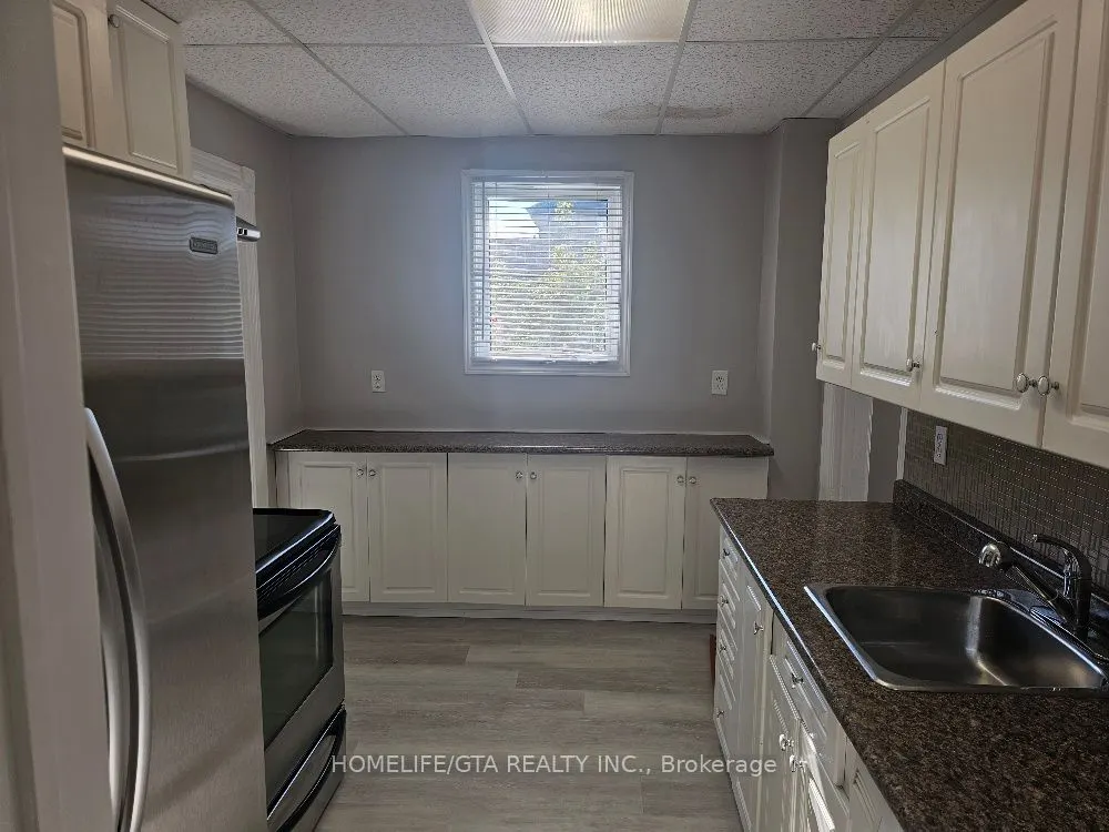 23 Albany Street, #1