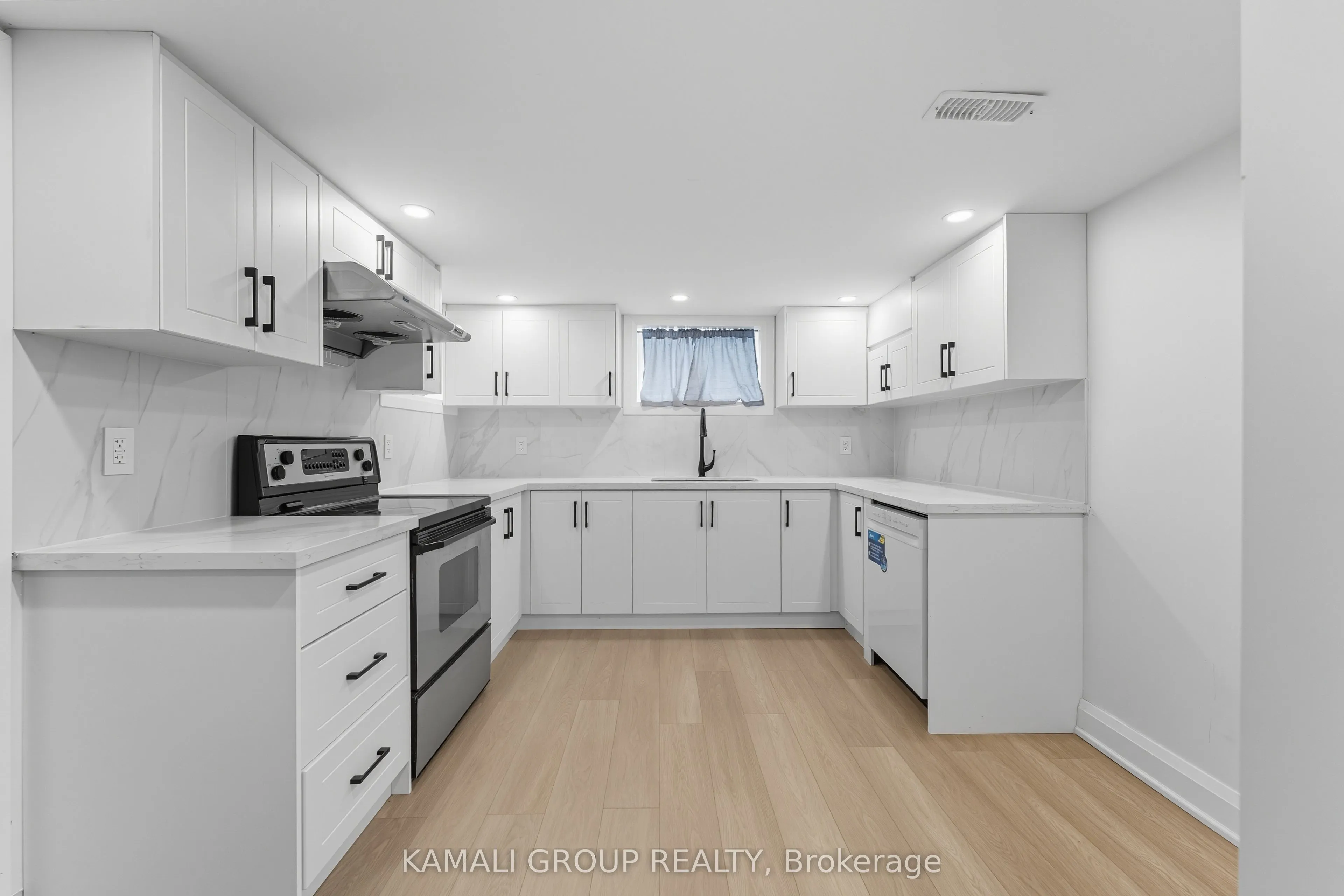 76 Admiral Road, #BSMT