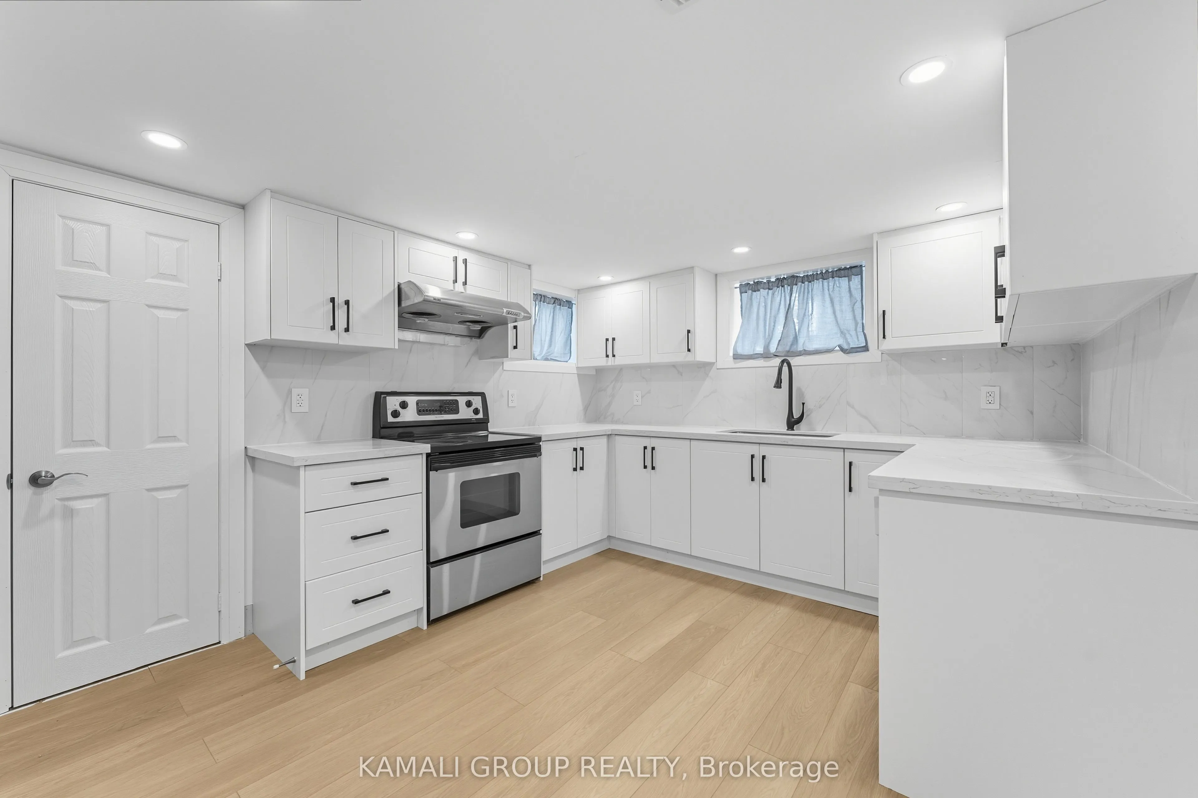 76 Admiral Road, #BSMT