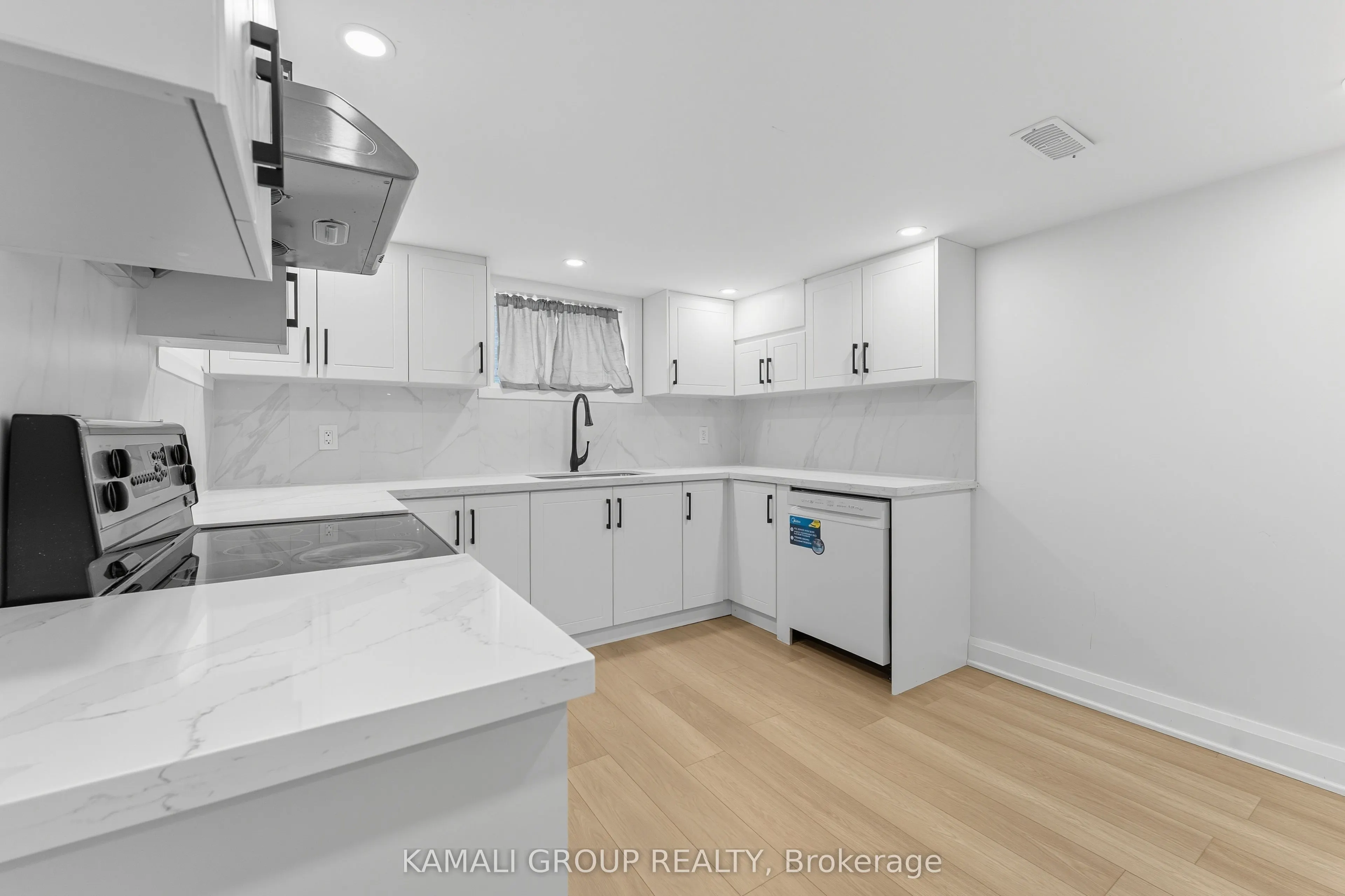 76 Admiral Road, #BSMT