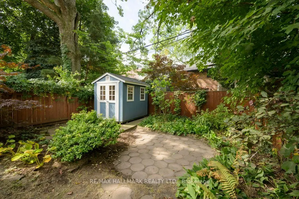 22 Beck Avenue
