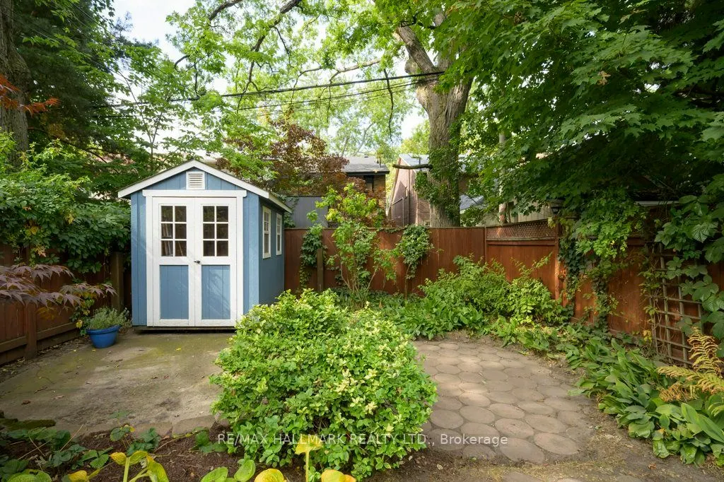22 Beck Avenue