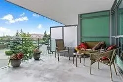 60 Fairfax Crescent, #201