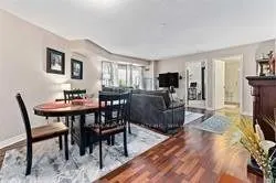 60 Fairfax Crescent, #201