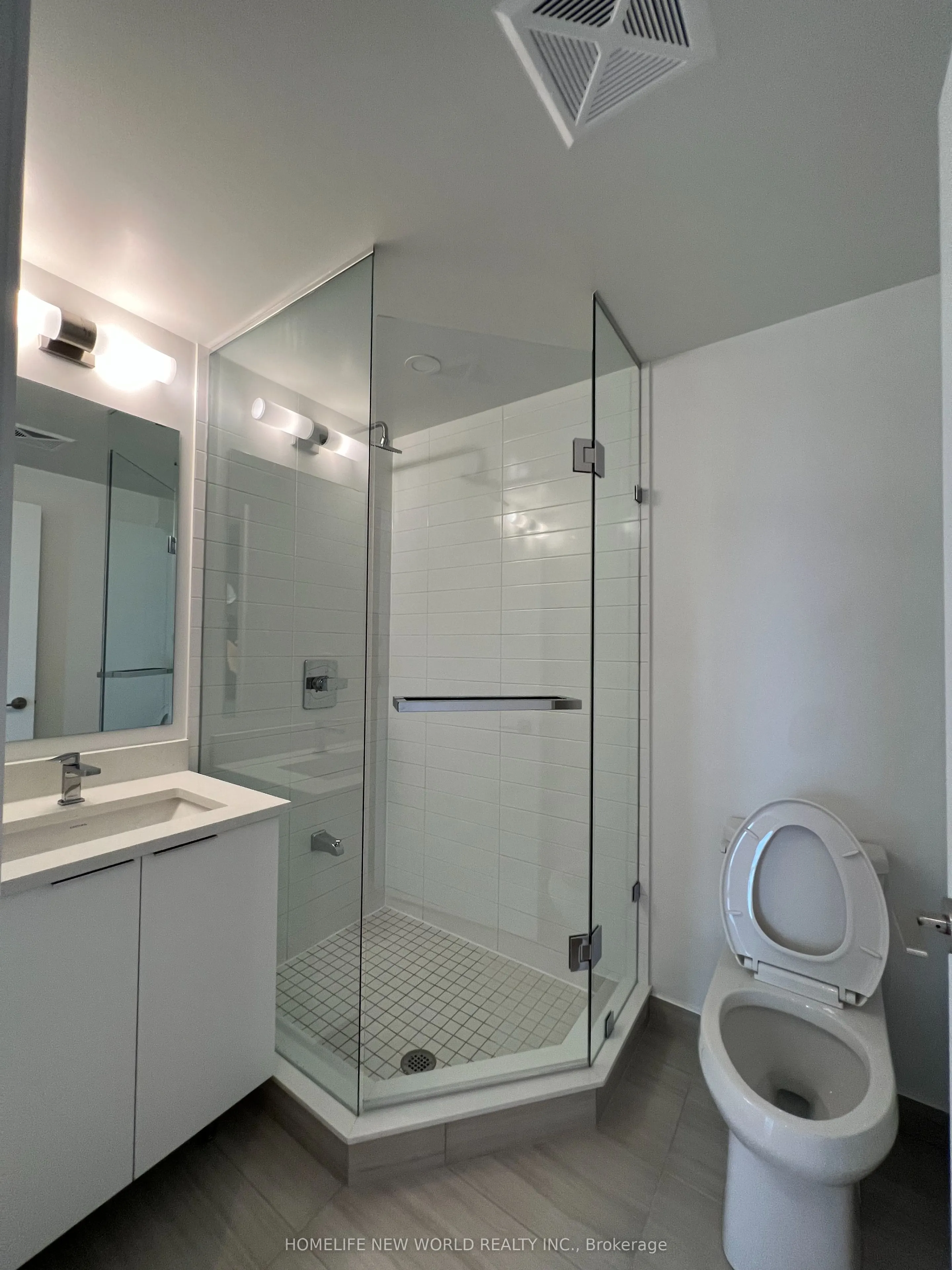 2033 kennedy Road S, #1711