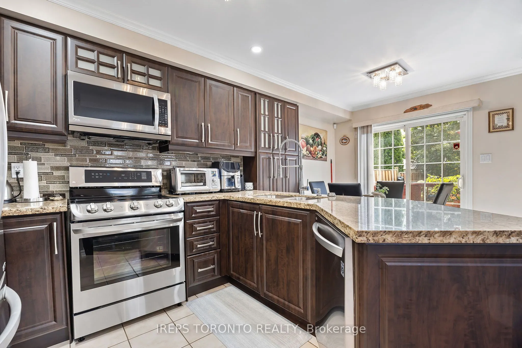 2 Whitewater Street