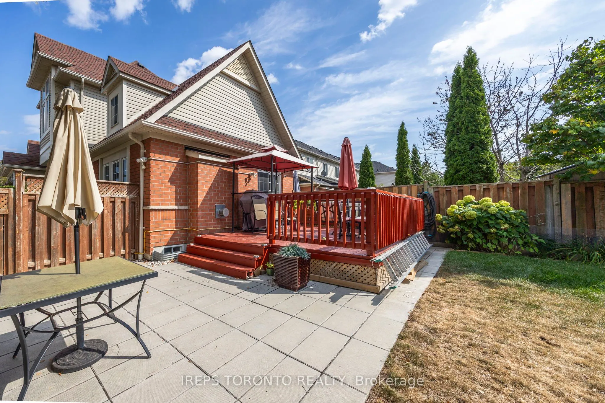 2 Whitewater Street