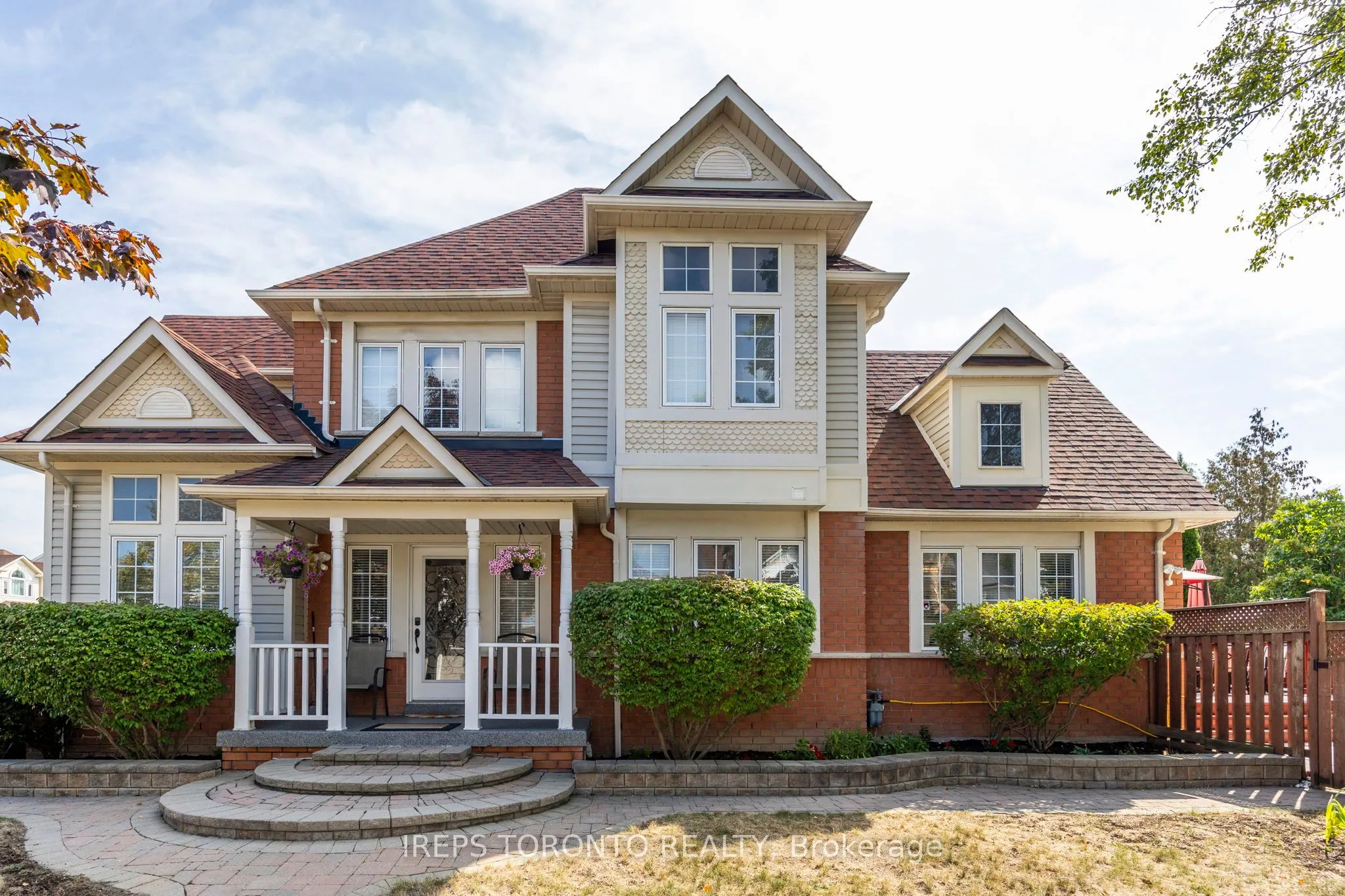 2 Whitewater Street