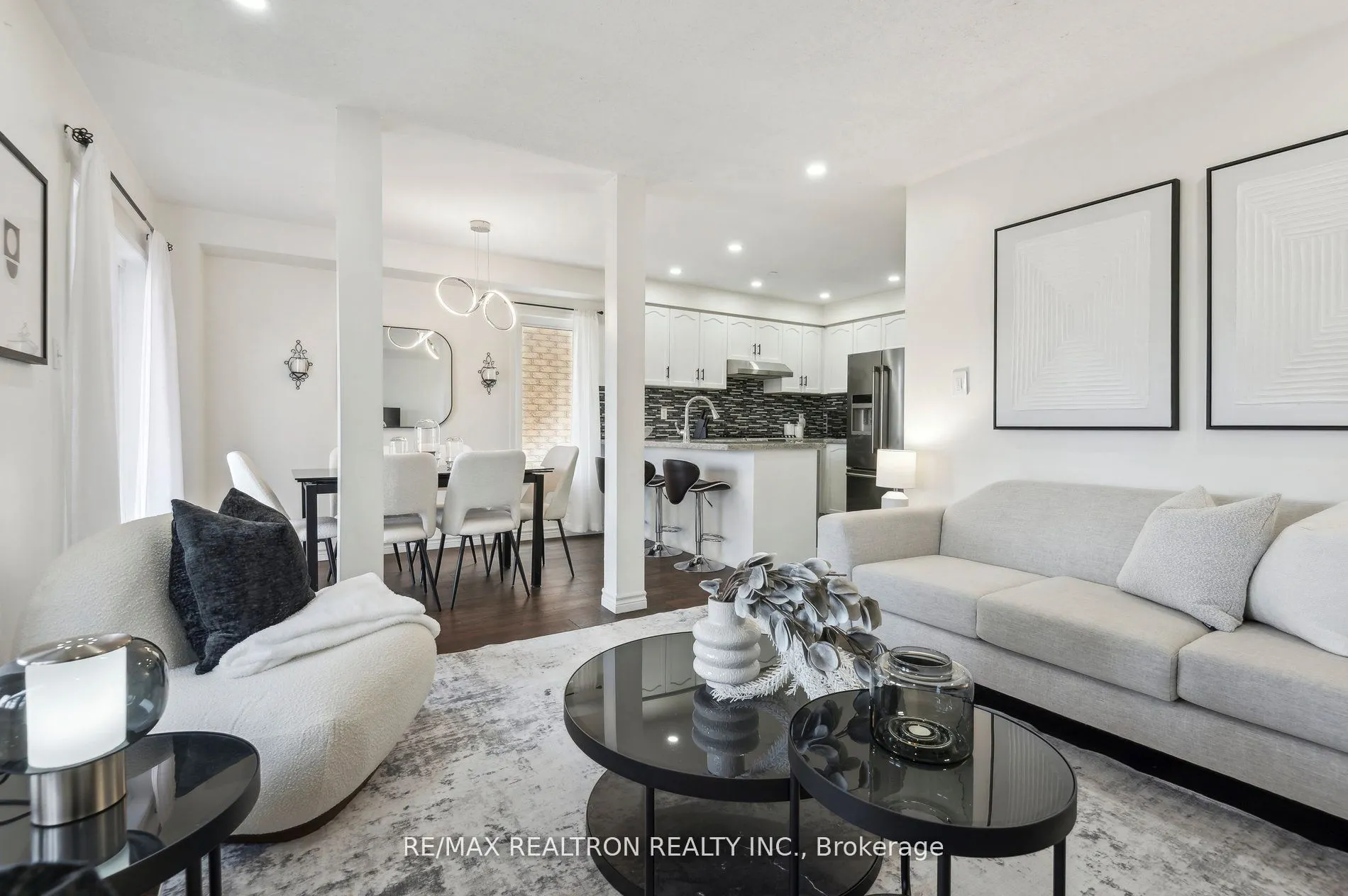 1152 Gossamer Drive