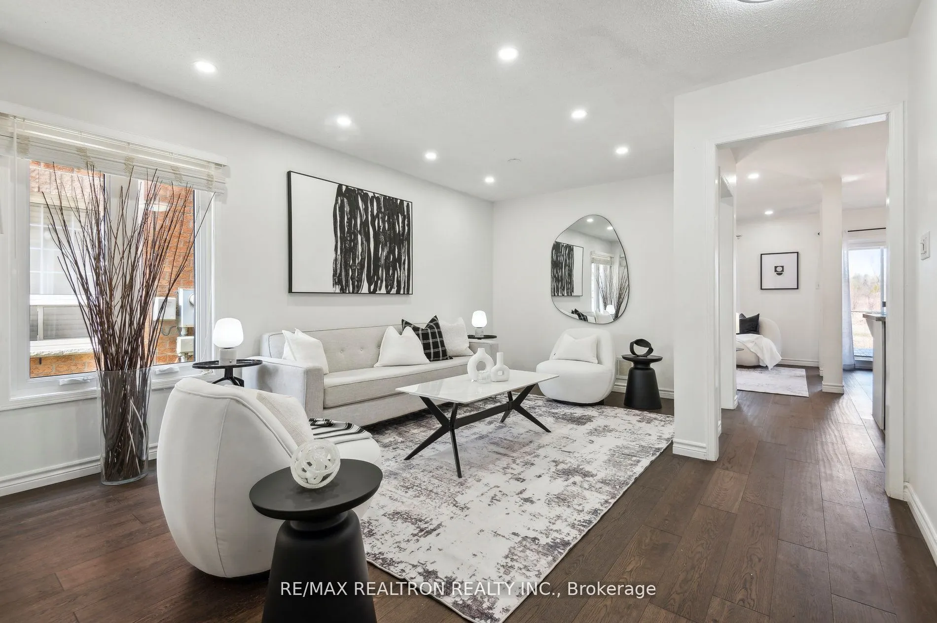 1152 Gossamer Drive