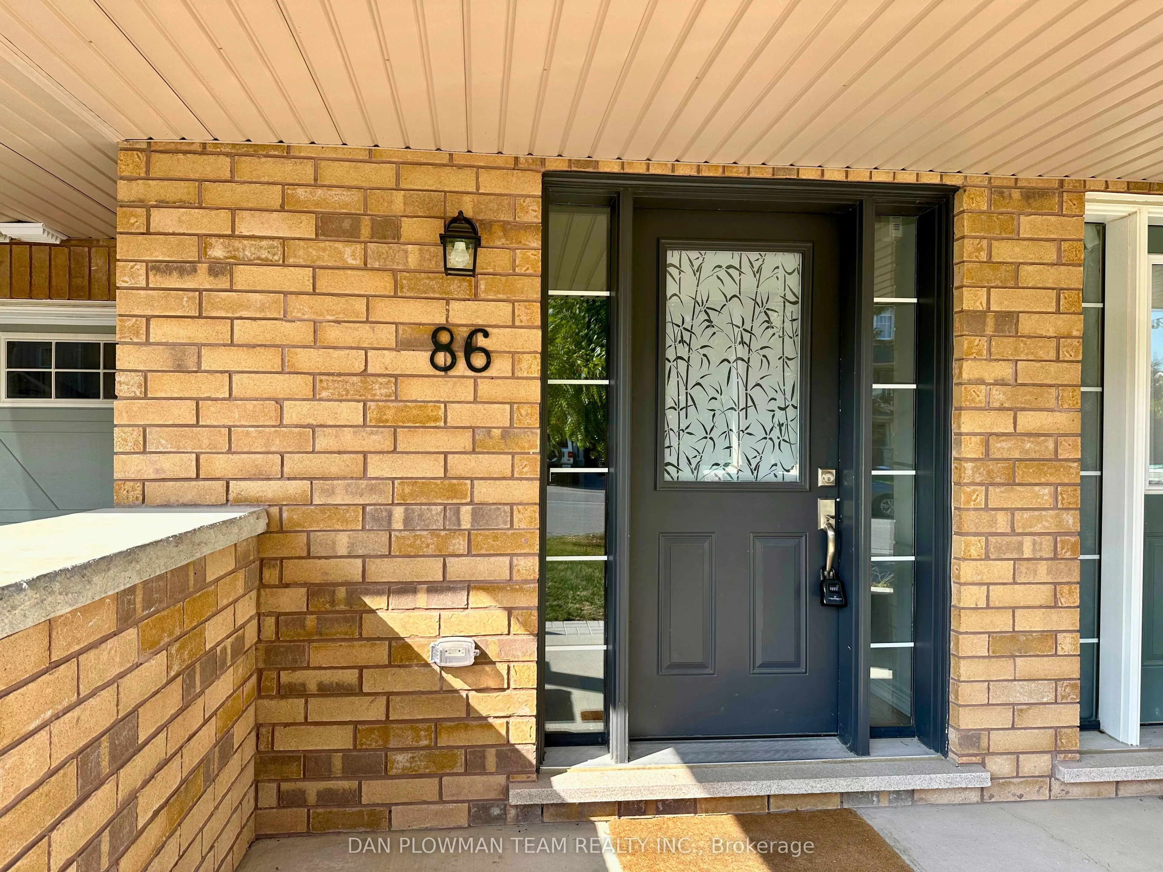 86 Tabaret Crescent