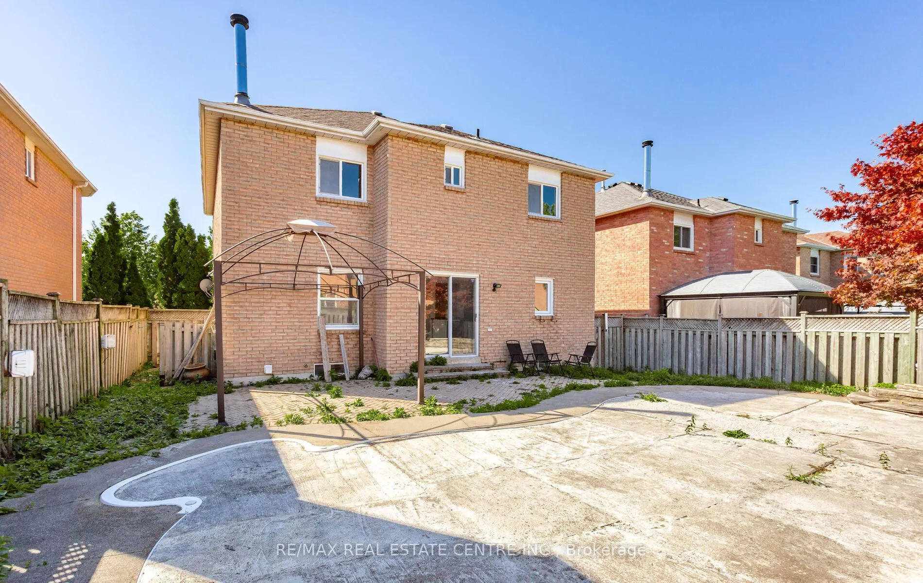 42 Howes Street